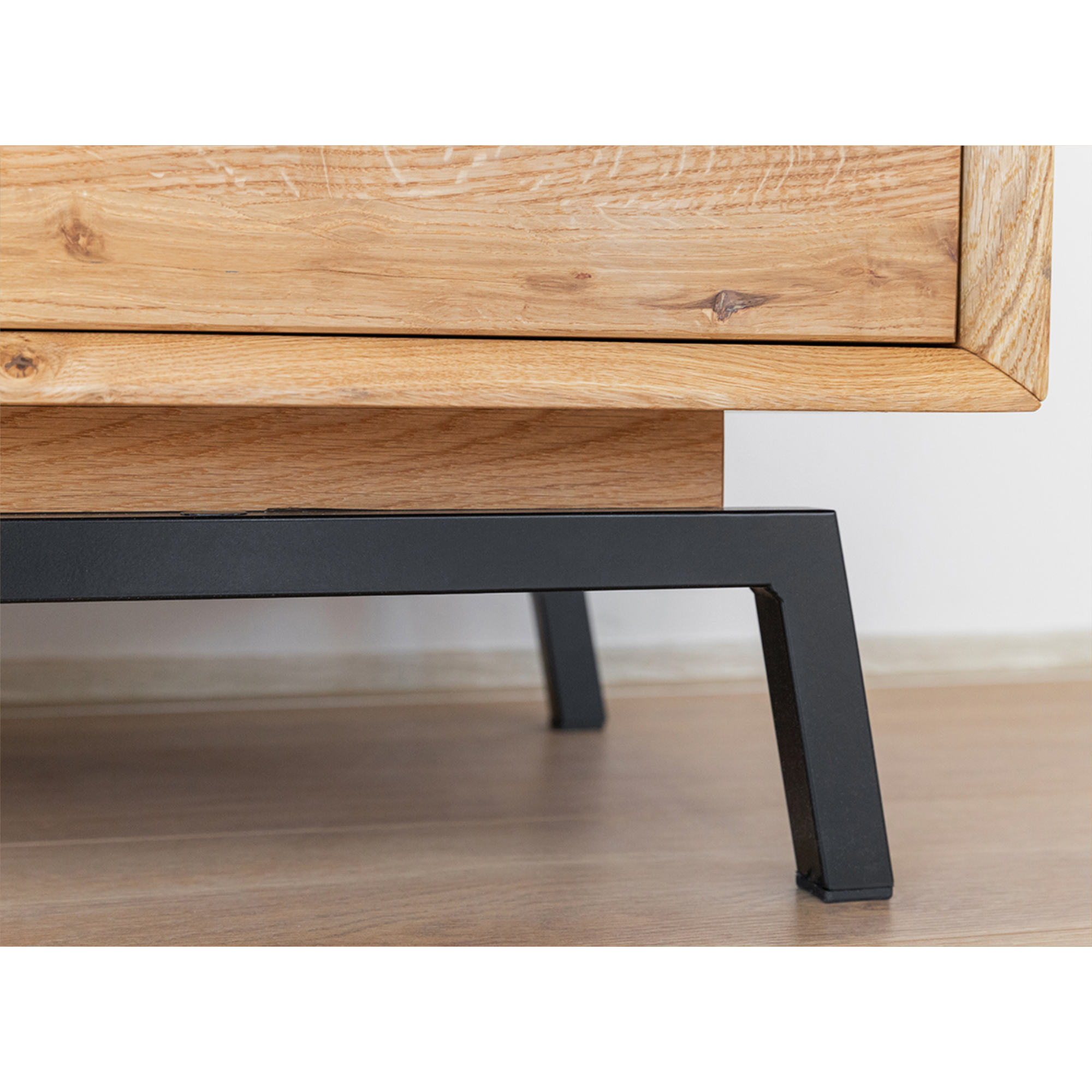 Komoda Modern Loft 120,50x45cm, Materijal: Masivno Drvo Hrast