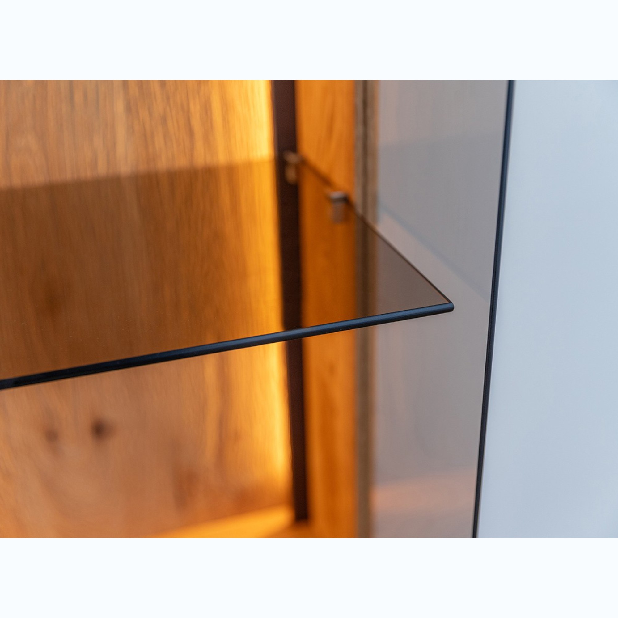 Vitrina Collodi 43x205cm, Materijal: Masivno Drvo Hrast
