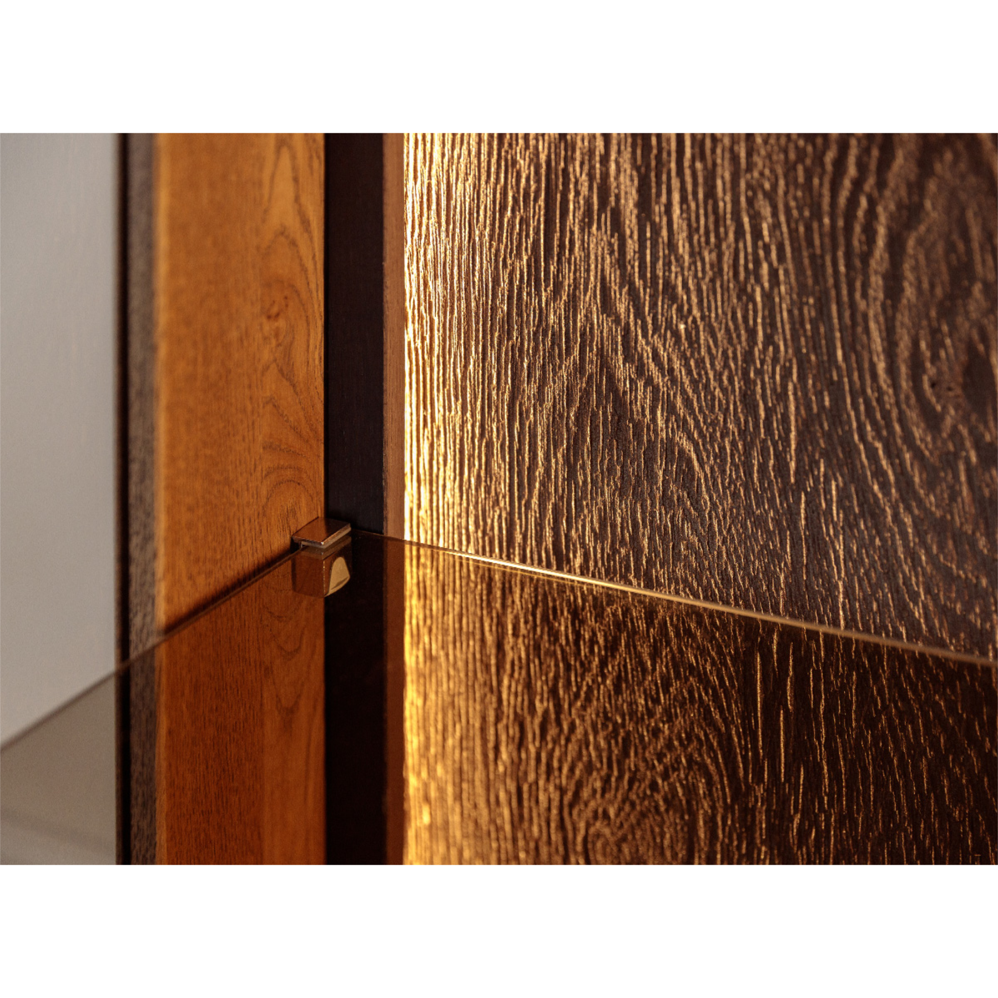 Vitrina Collodi 85x140cm, Materijal: Masivno Drvo Hrast