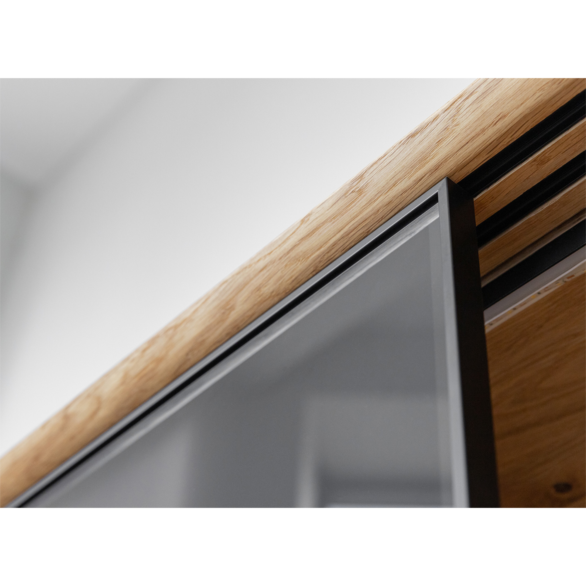 Vitrina Modern Loft 45x200cm, Materijal: Masivno Drvo Hrast