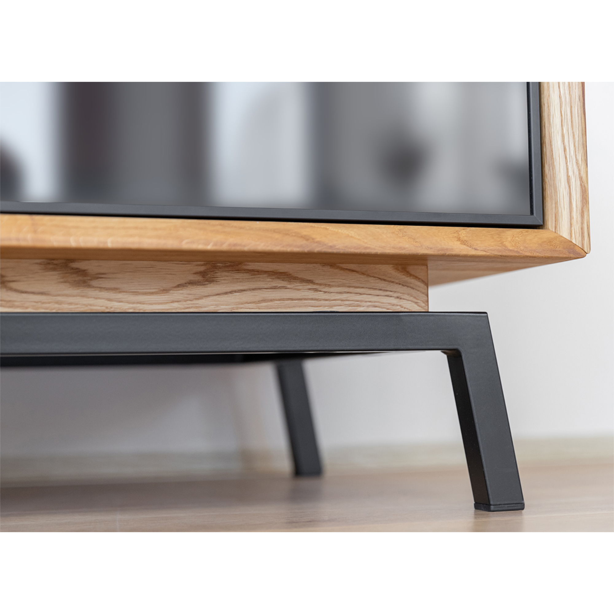 TV Komoda Modern Loft  160x50cm, Materijal: Masivno Drvo Hrast