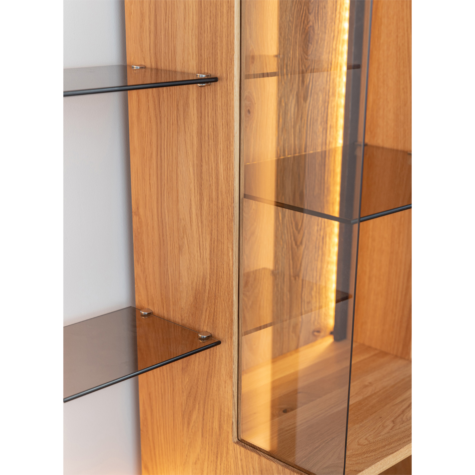 Vitrina Collodi 73x195cm, Materijal: Masivno Drvo Hrast