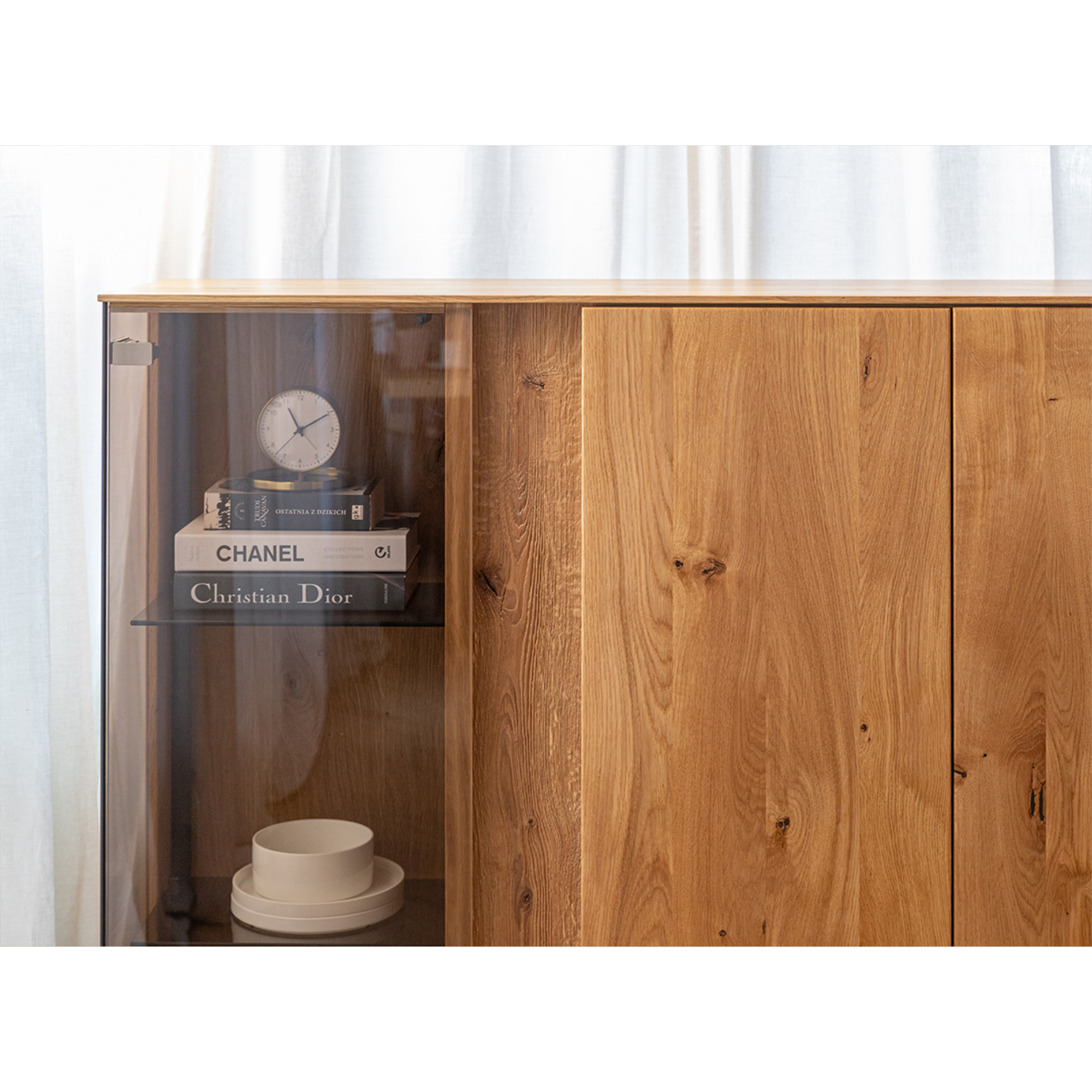 Vitrina Collodi 135x115cm, Materijal: Masivno Drvo Hrast