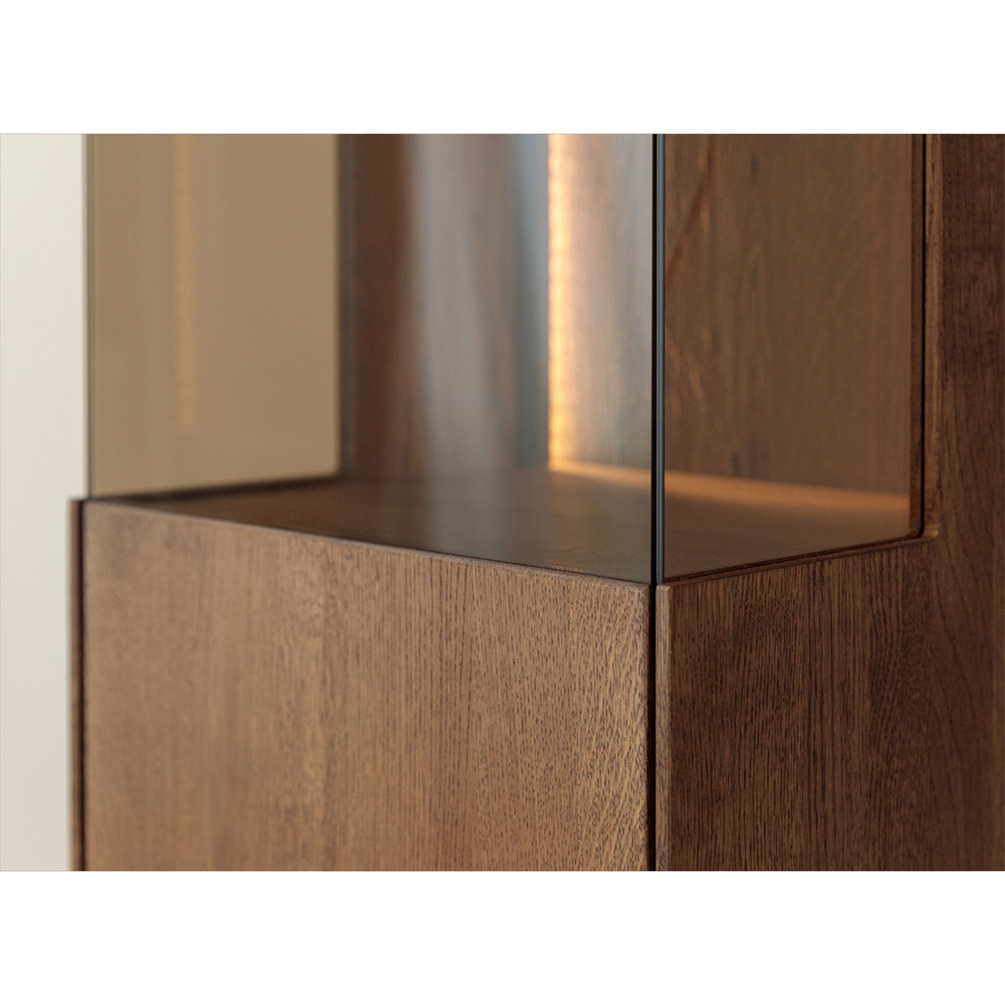 Vitrina Collodi 43x205cm, Materijal: Masivno Drvo Hrast