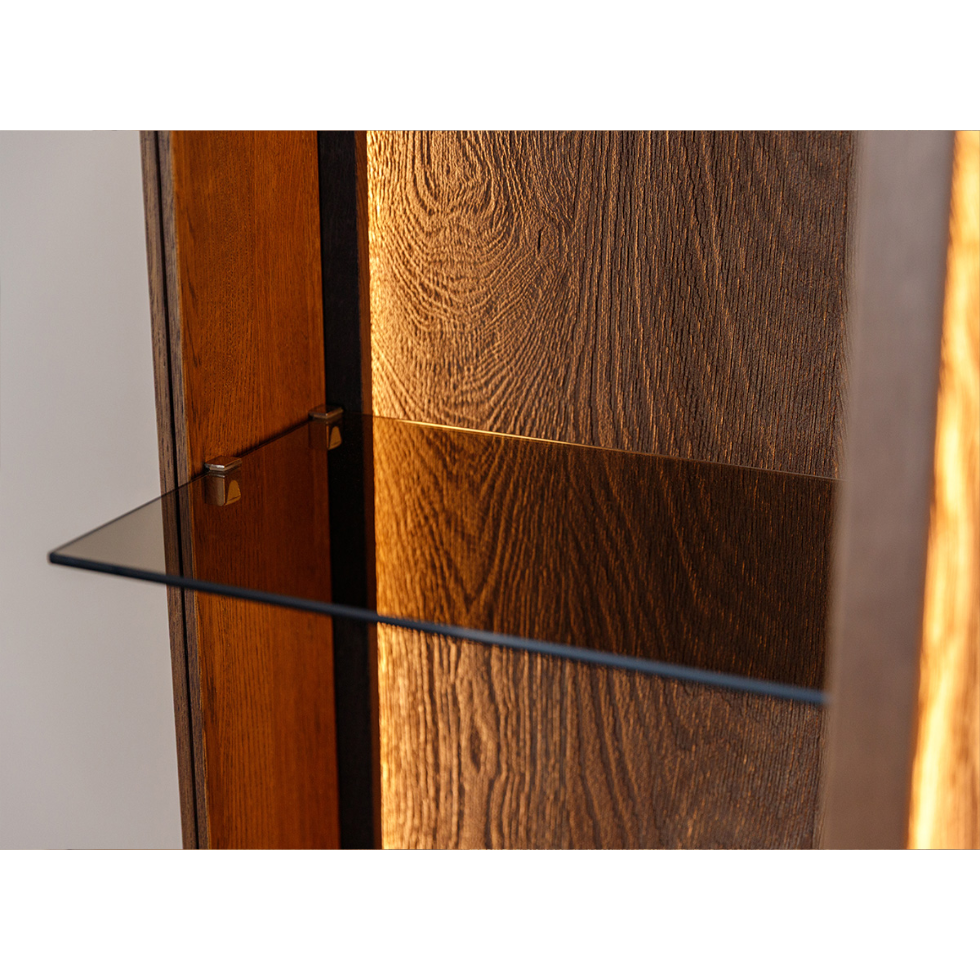 Staklena Vitrina Collodi 135x115cm, Materijal: Masivno Drvo Hrast