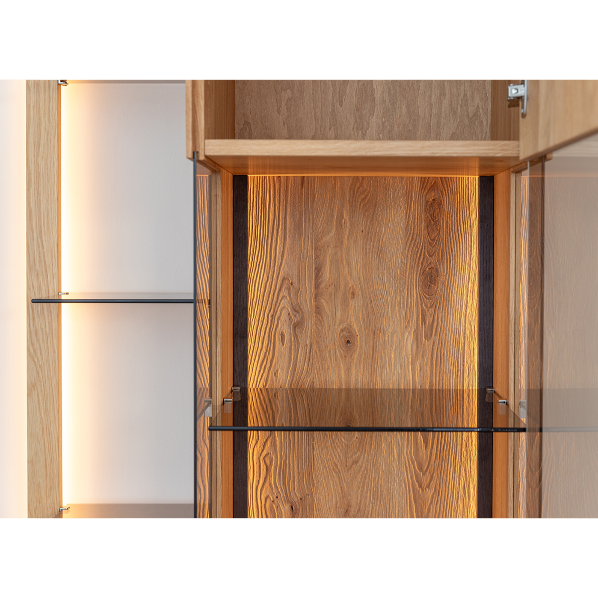 Vitrina Collodi 73x195cm, Materijal: Masivno Drvo Hrast