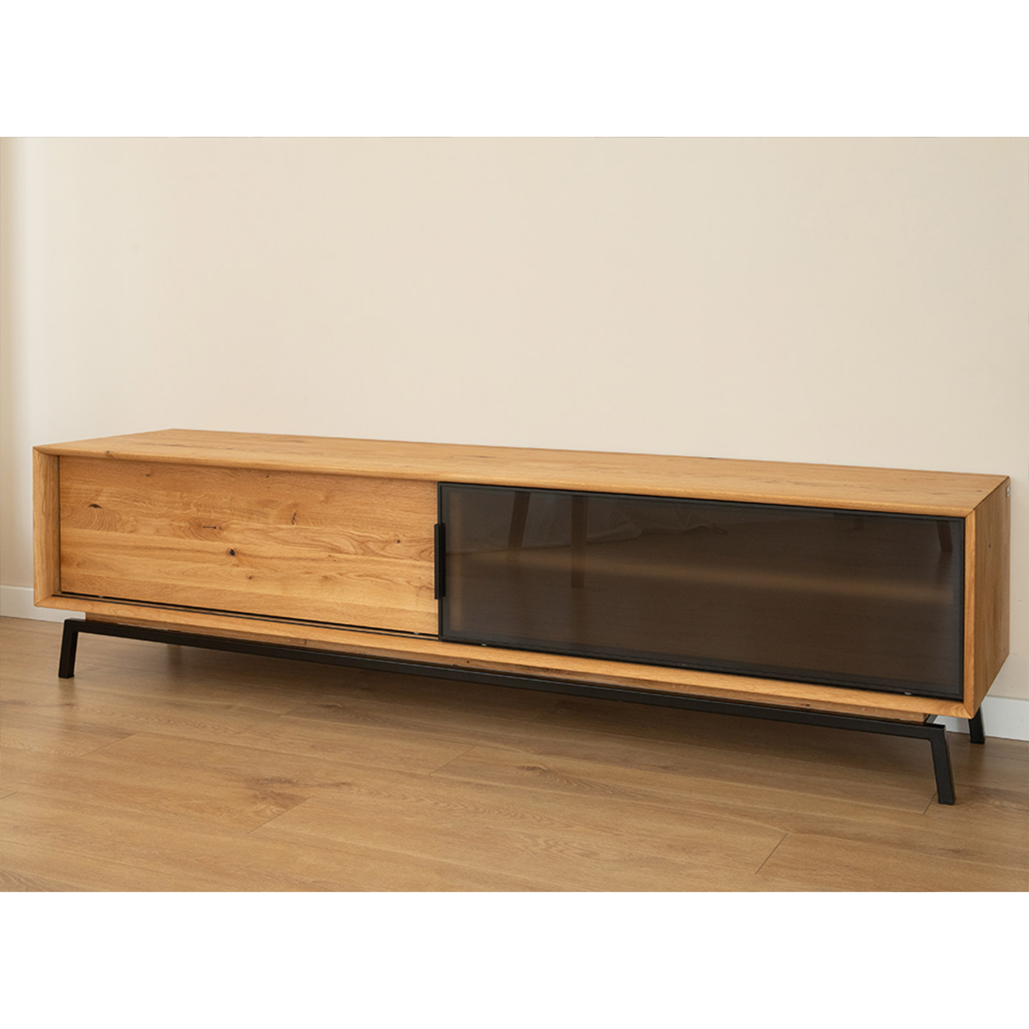 TV Komoda Modern Loft 200x50cm Sa Staklom, Materijal: Masivno Drvo Hrast