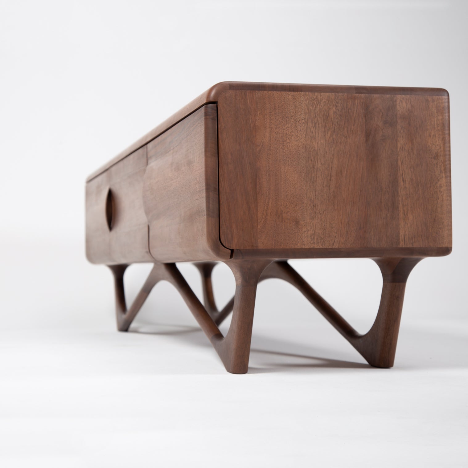 Tv Komoda Antoni 160x45cm, Materijal: Puno drvo Orah