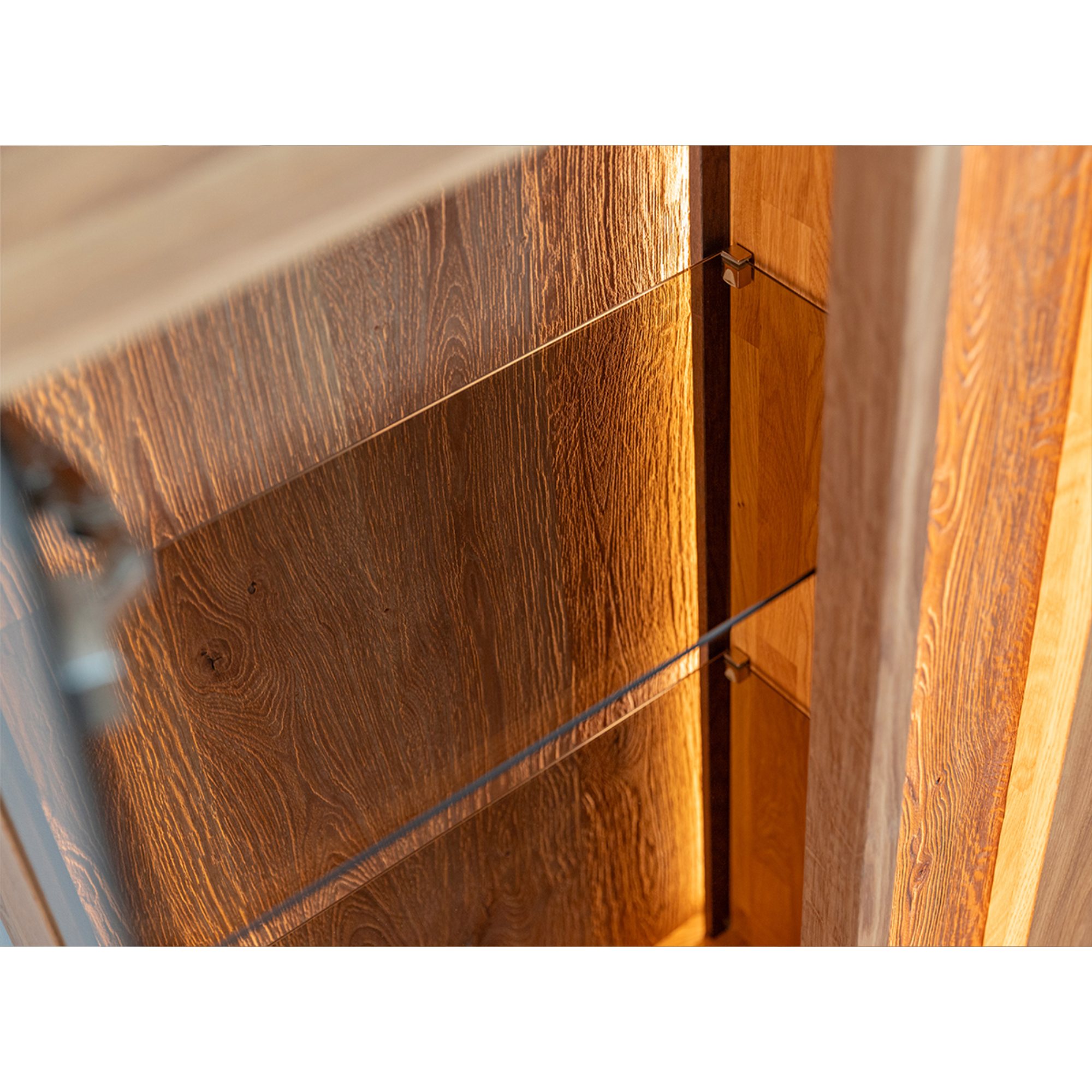 Vitrina Collodi 135x115cm, Materijal: Masivno Drvo Hrast