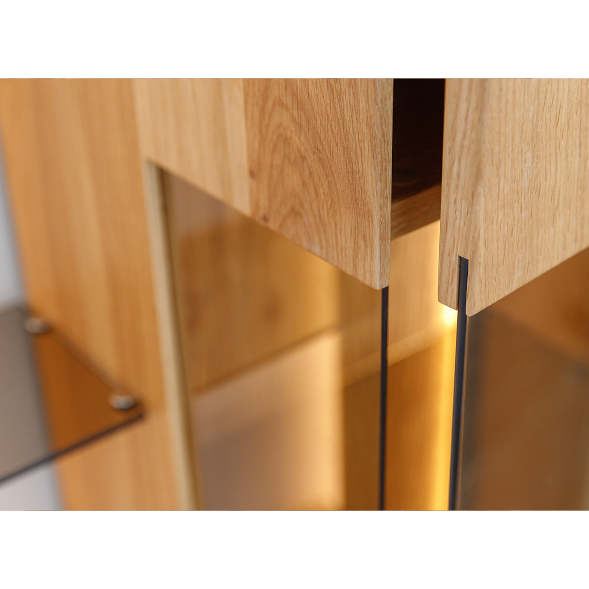 Vitrina Collodi 73x195cm, Materijal: Masivno Drvo Hrast
