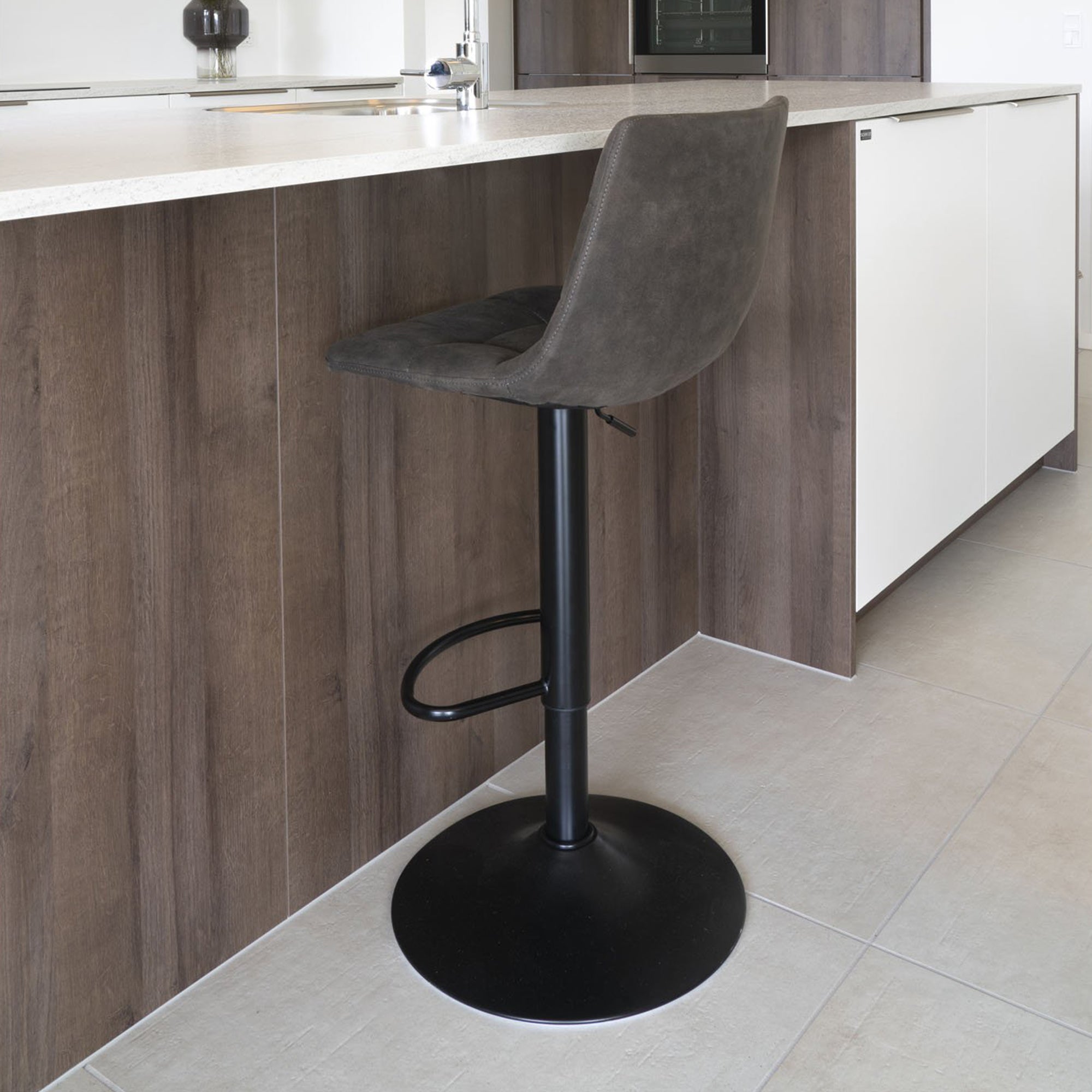 Barska stolica Middelfart, Materijal: Mikrofibra