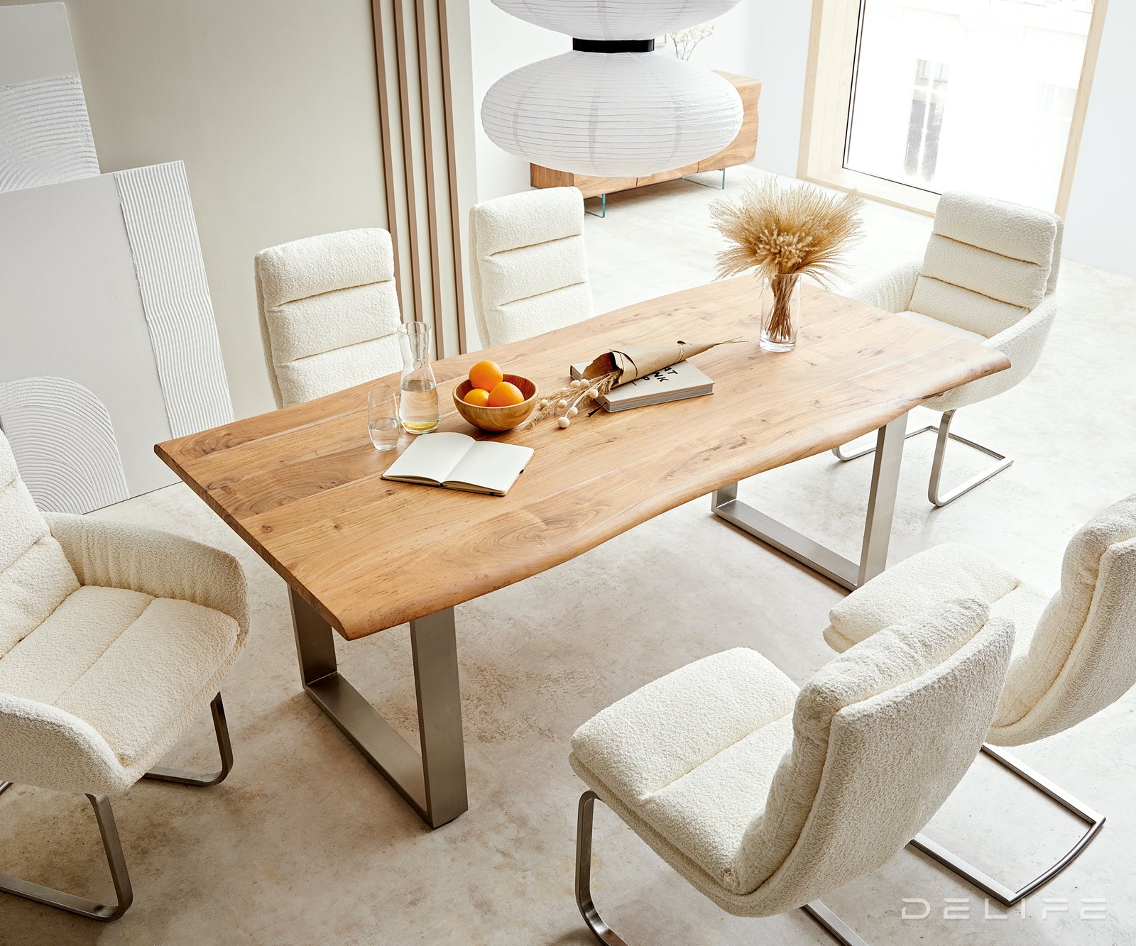 Blagovaonski stol Edge, Materijal: Bagrem, Debljina ploče: 3,5cm