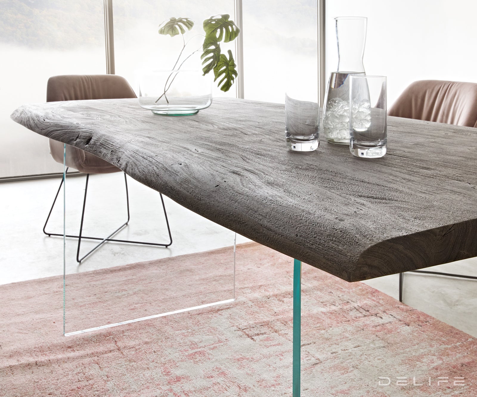 Blagovaonski stol Edge, Materijal: Bagrem, Debljina ploče: 3,5cm