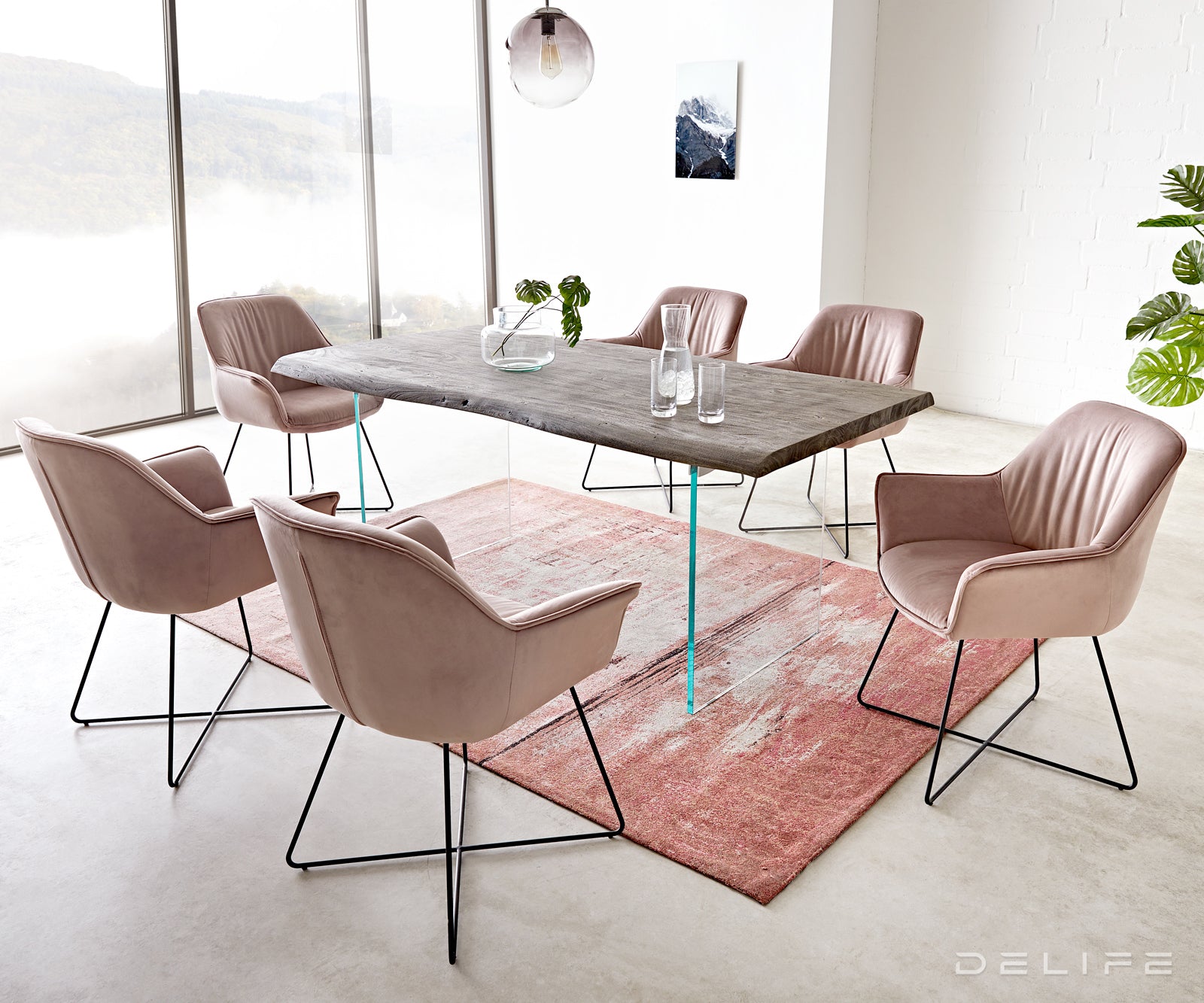 Blagovaonski stol Edge, Materijal: Bagrem, Debljina ploče: 3,5cm