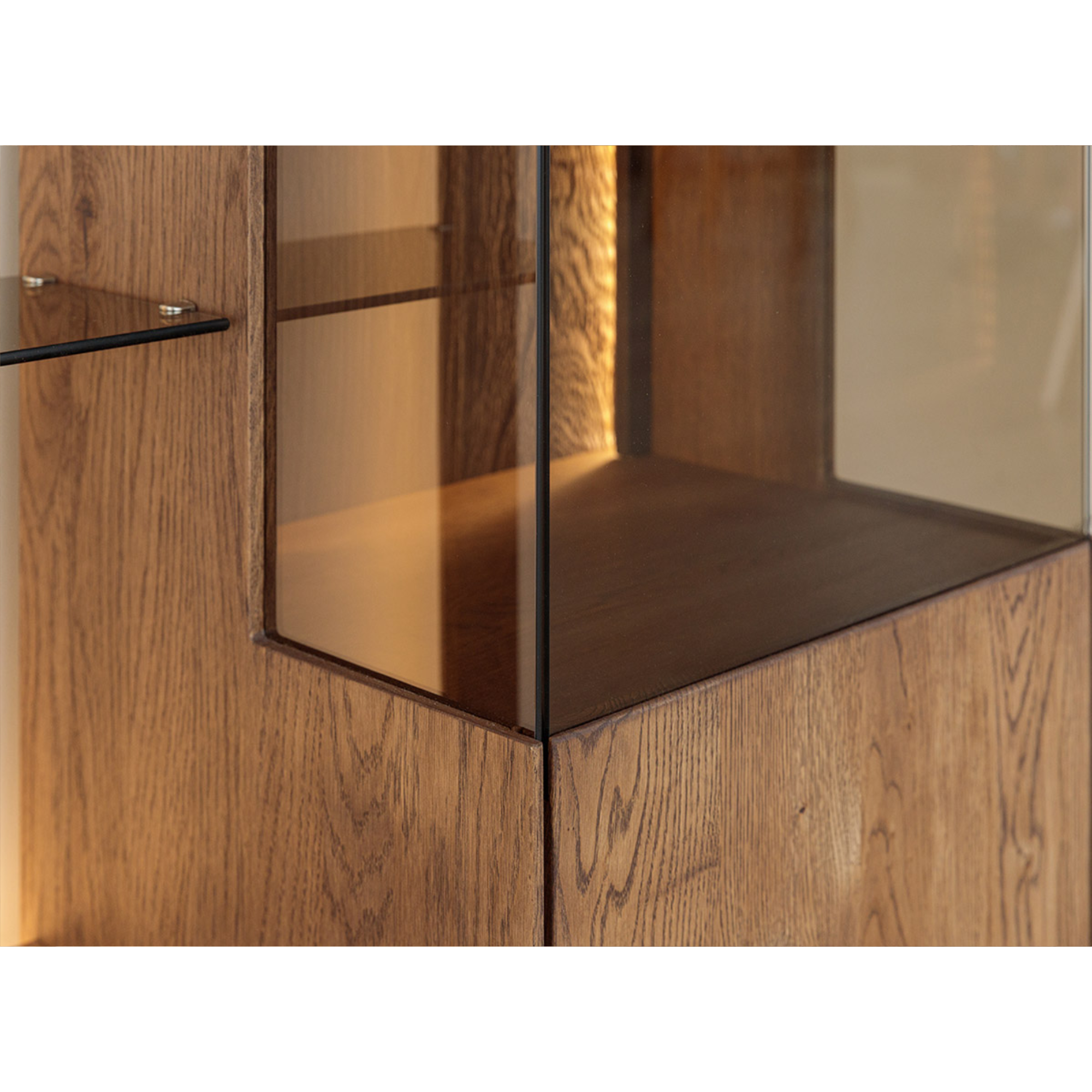 Vitrina Collodi 73x195cm, Materijal: Masivno Drvo Hrast