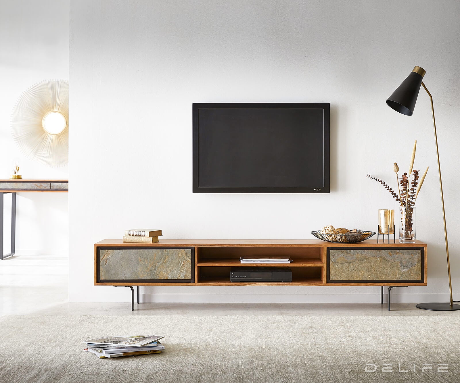 Komoda Juwelo, Materijal: Bagrem