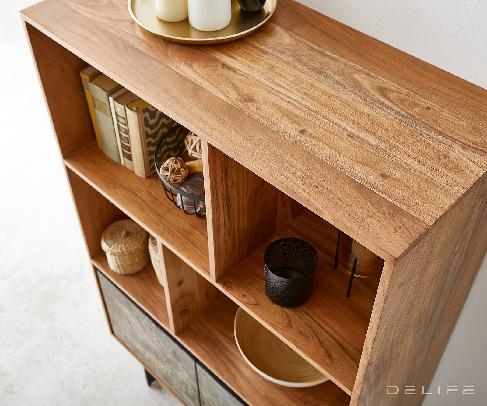 Visoka komoda Juwelo 88x135cm, Materijal: Bagrem