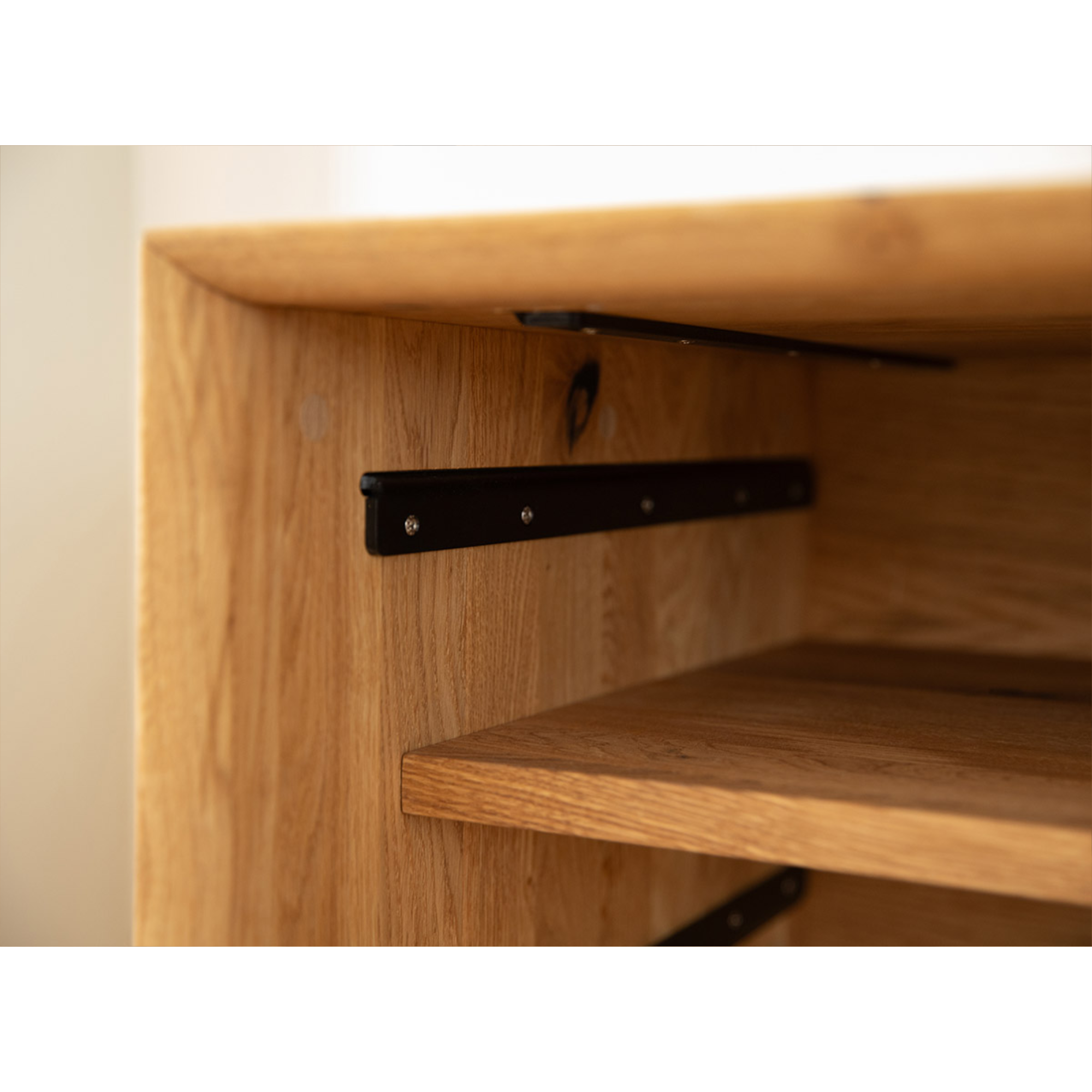 TV Komoda Modern Loft 200x50cm Sa Staklom, Materijal: Masivno Drvo Hrast