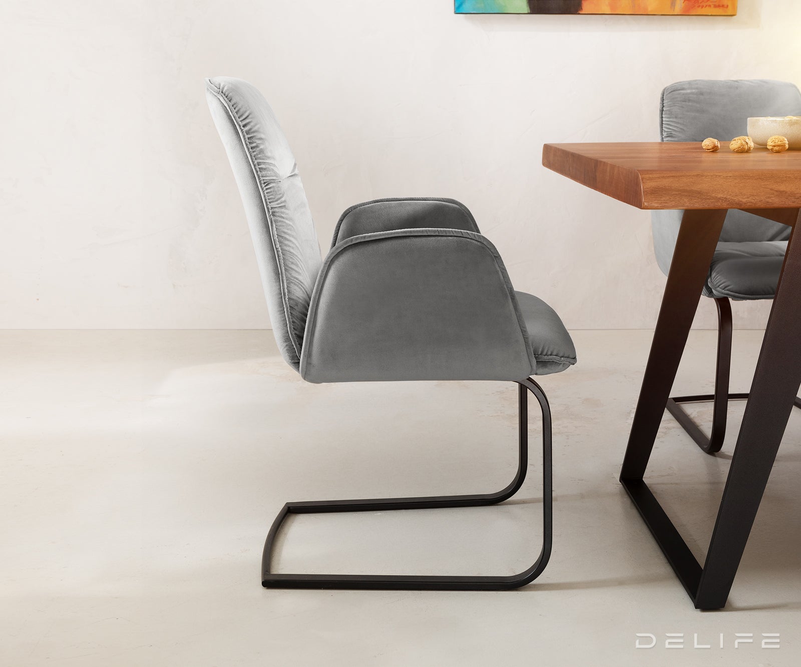 Blagovaonska stolica Vinja, Materijal: Baršun