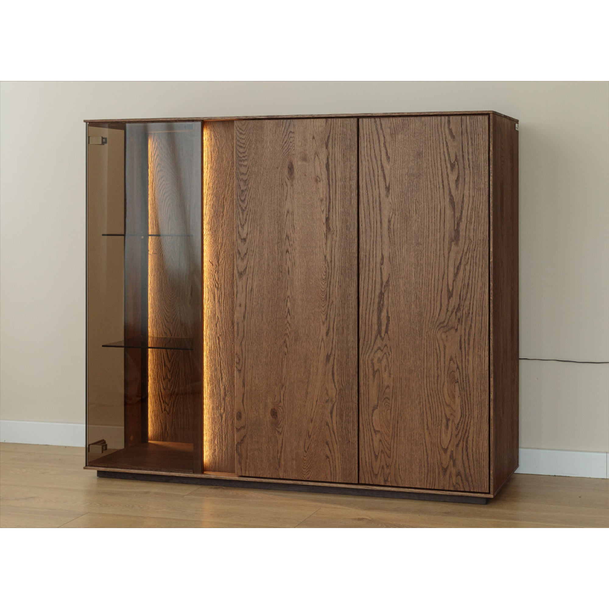 Vitrina Collodi 135x115cm, Materijal: Masivno Drvo Hrast