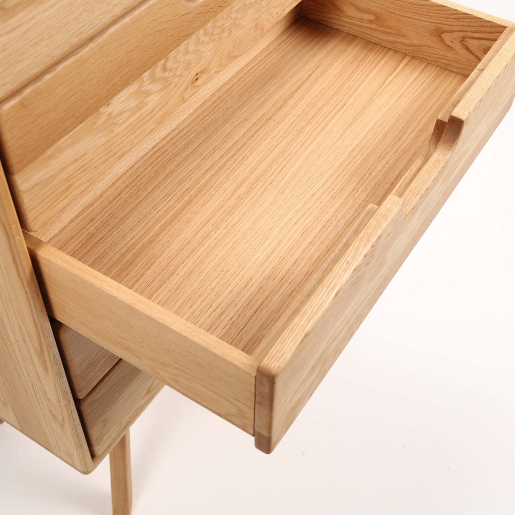 Komoda Amadeo 66x110cm, Materijal: Puno drvo Hrast