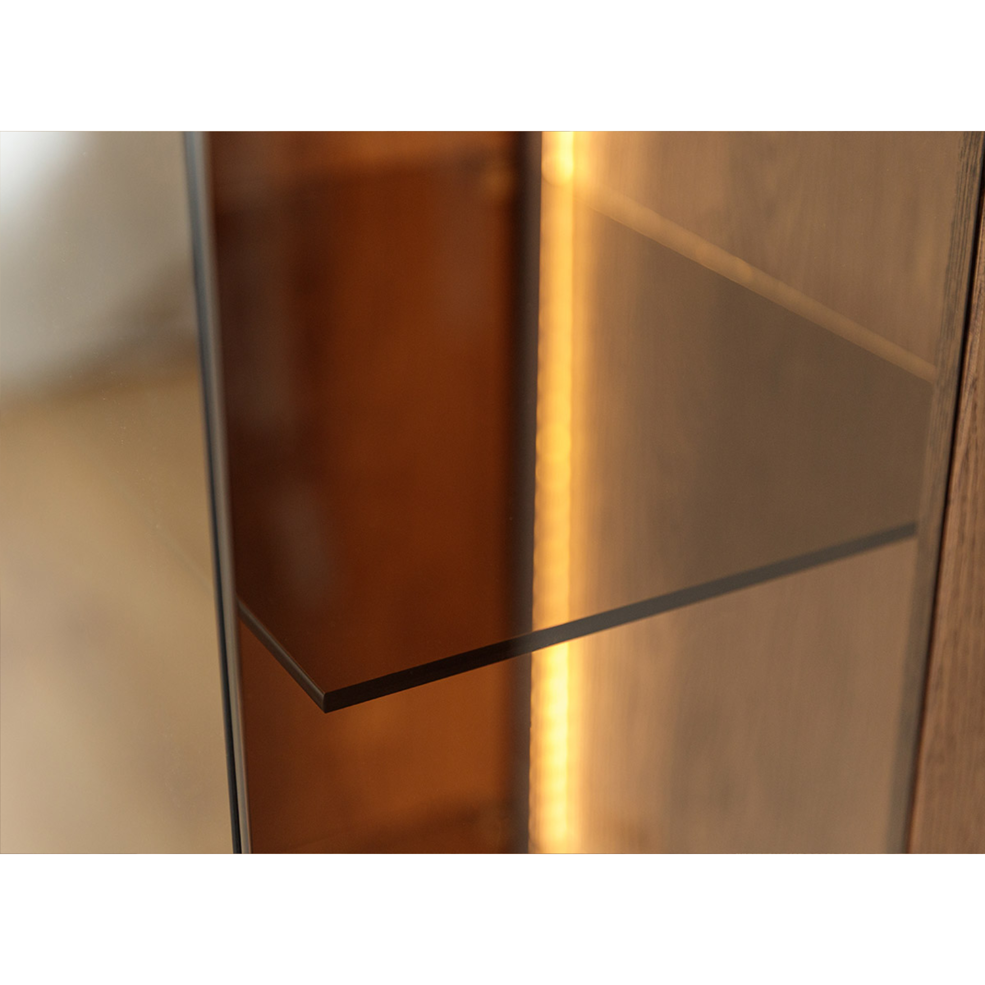 Vitrina Collodi 43x205cm, Materijal: Masivno Drvo Hrast