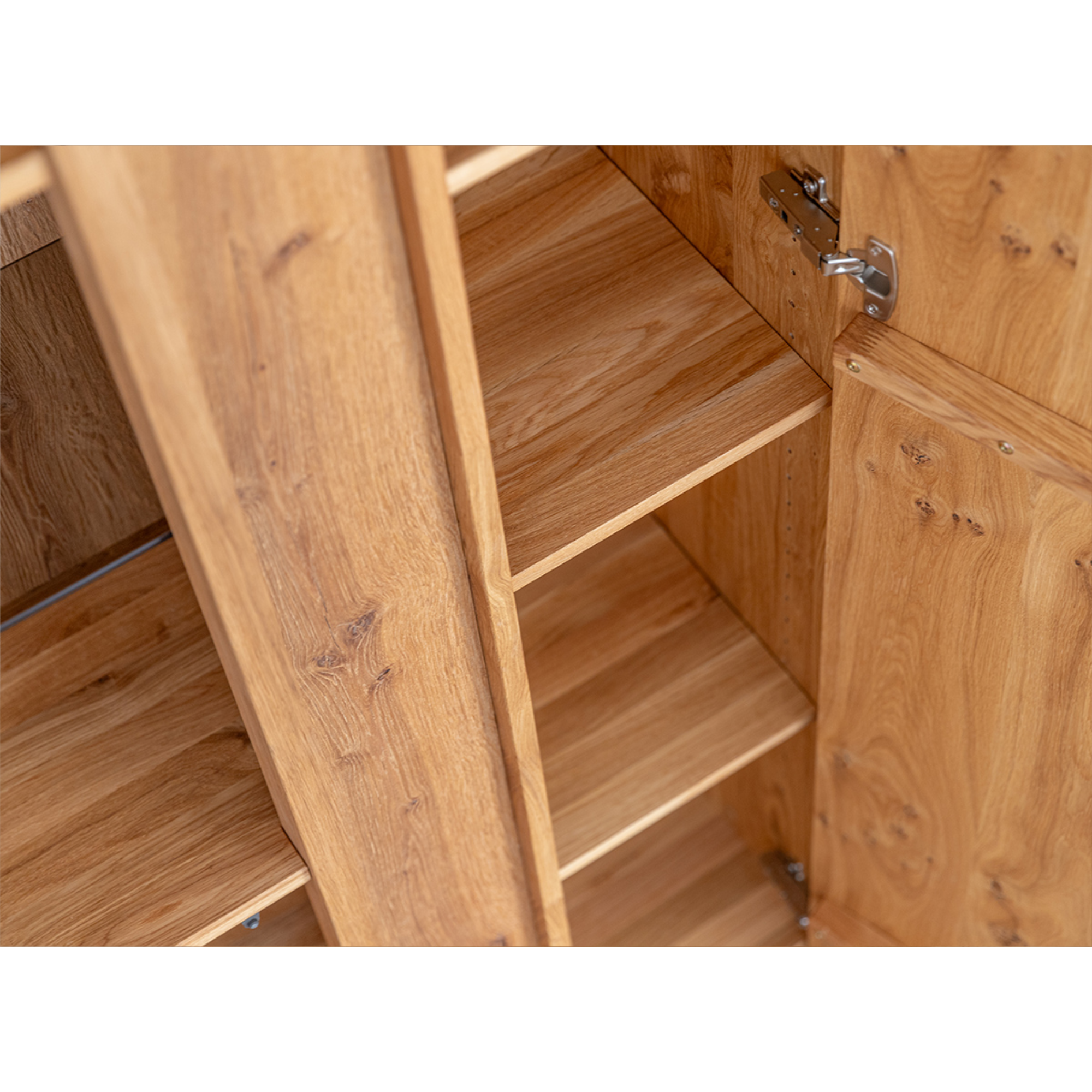 Vitrina Collodi 84,50x205cm, Materijal: Masivno Drvo Hrast