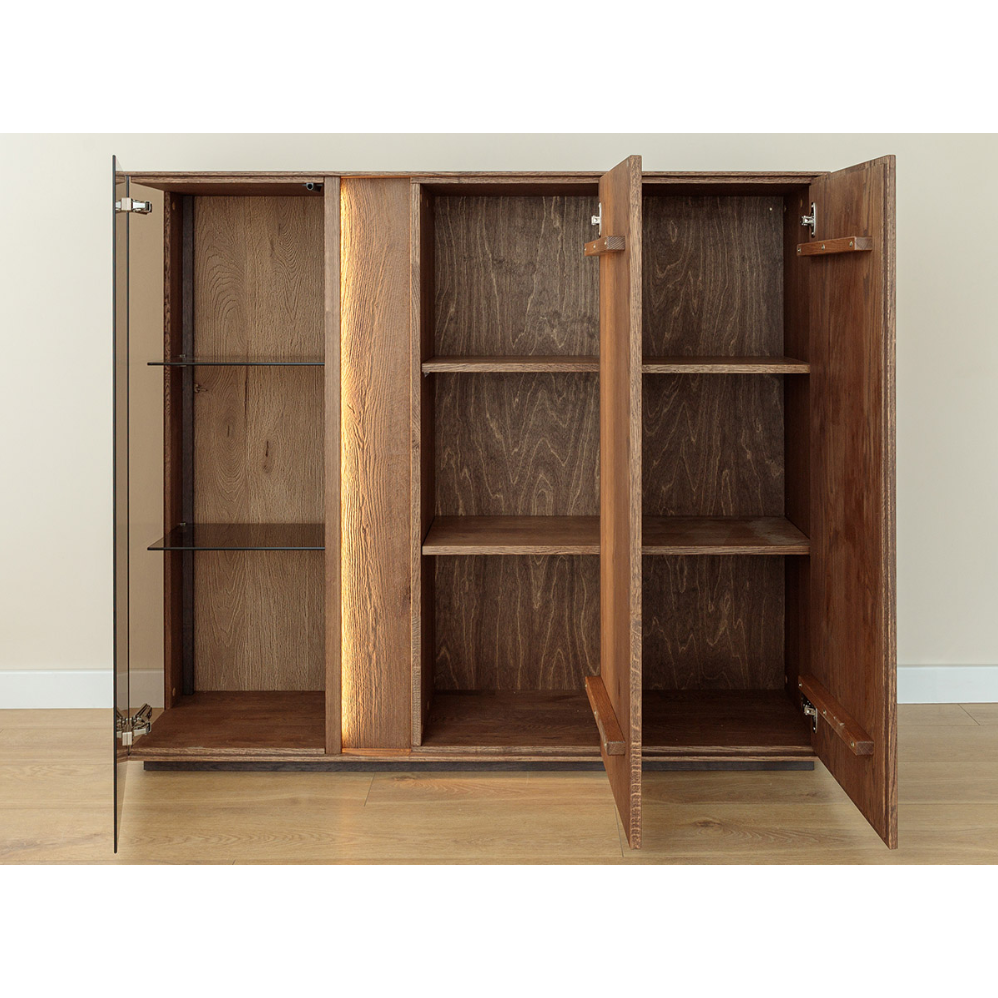 Vitrina Collodi 135x115cm, Materijal: Masivno Drvo Hrast
