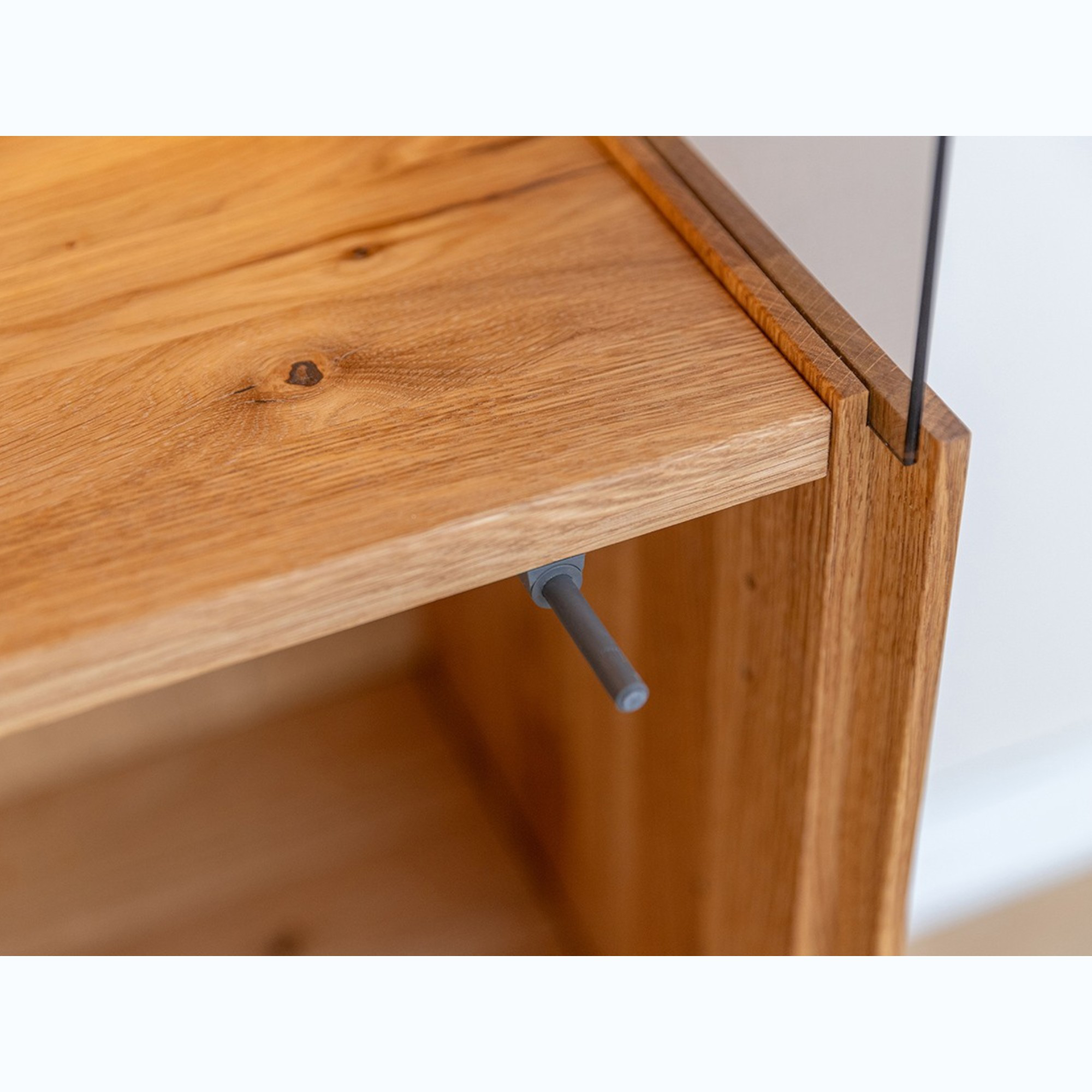 Vitrina Collodi 43x205cm, Materijal: Masivno Drvo Hrast