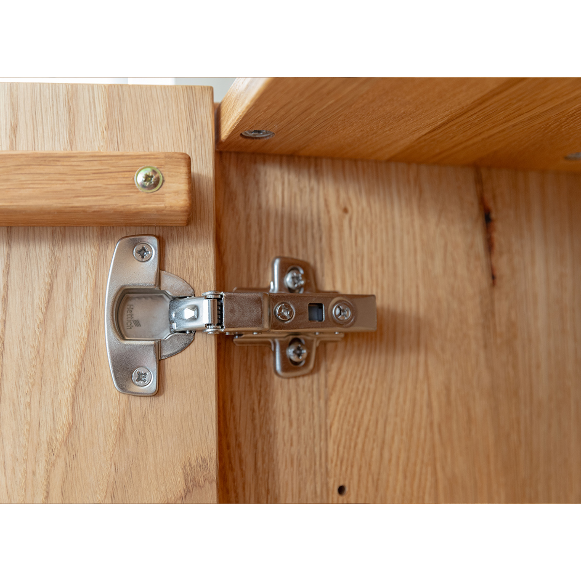 Vitrina Collodi 85x140cm, Materijal: Masivno Drvo Hrast