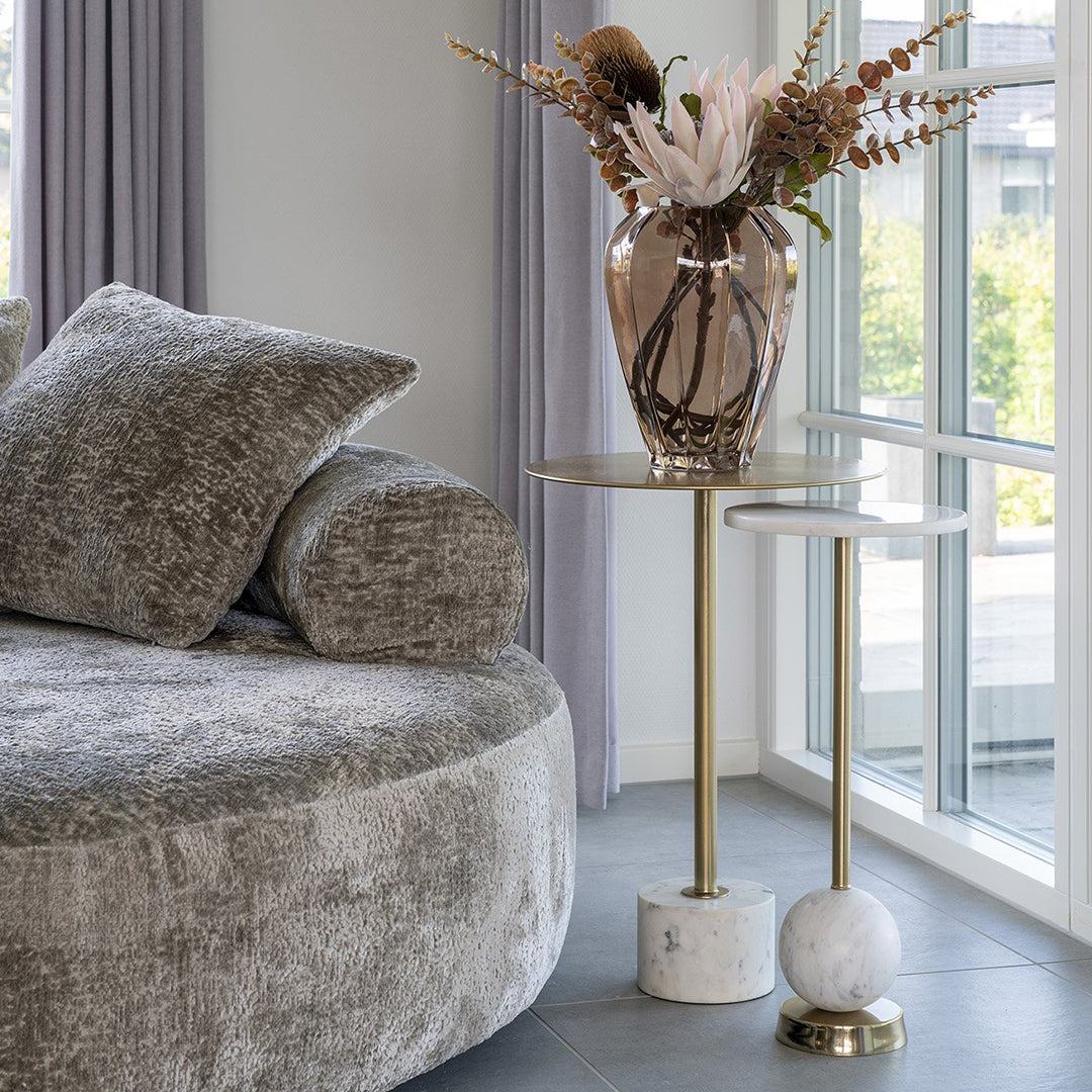 Pomoćni stolić Salo, Materijal: Mramor