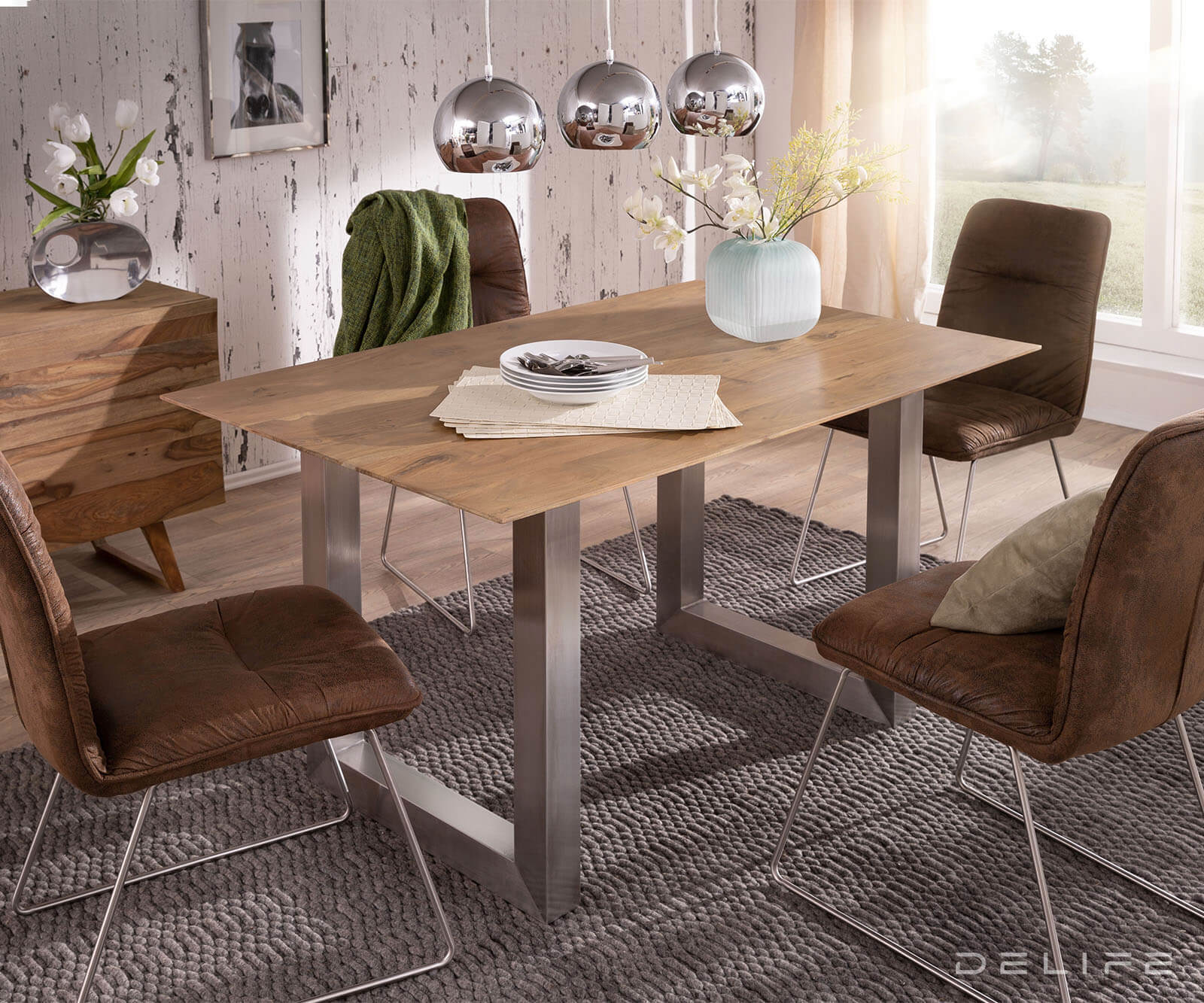 Blagovaonski stol Edge 2, Materijal: Bagrem