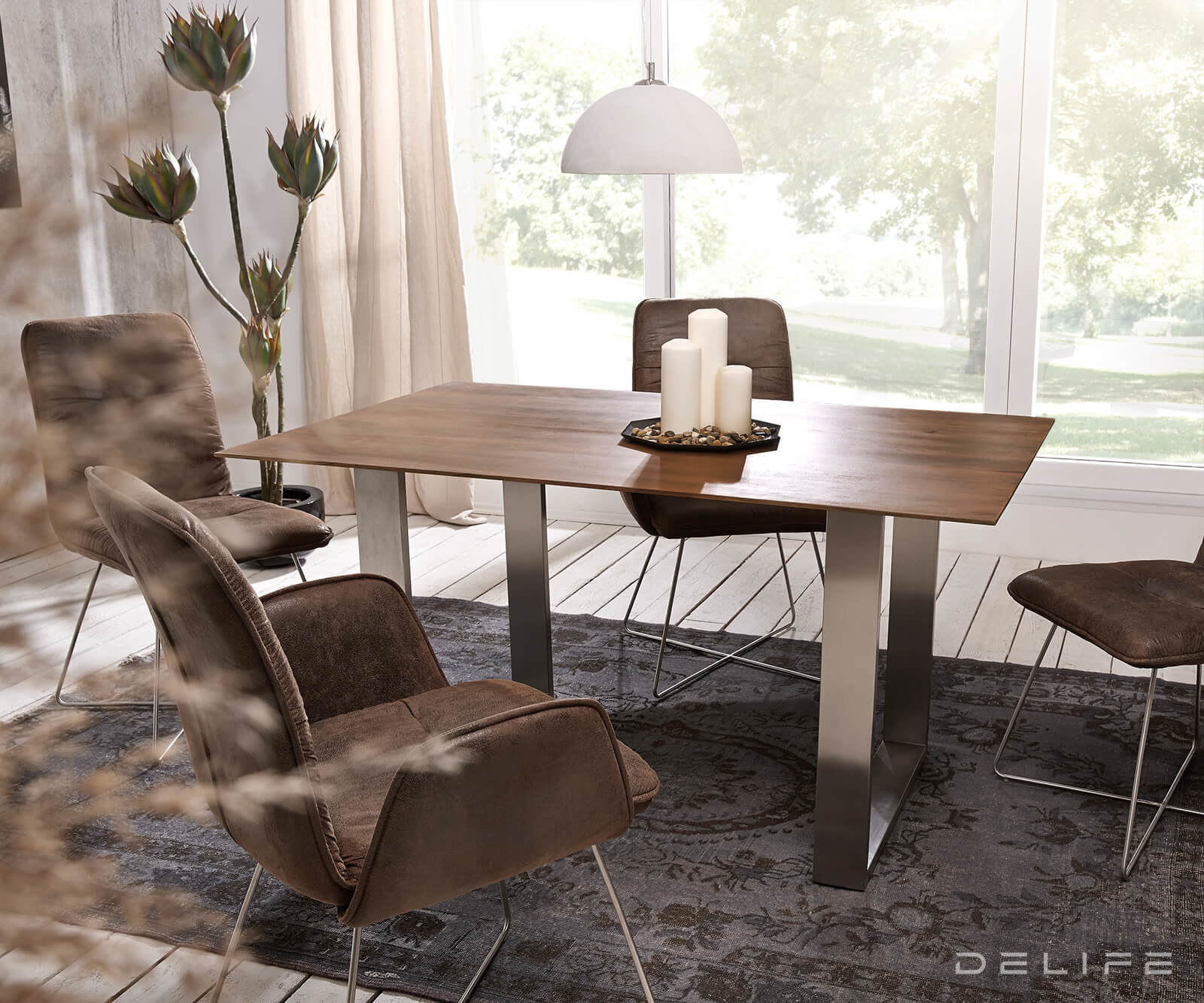 Blagovaonski stol Edge 2, Materijal: Bagrem