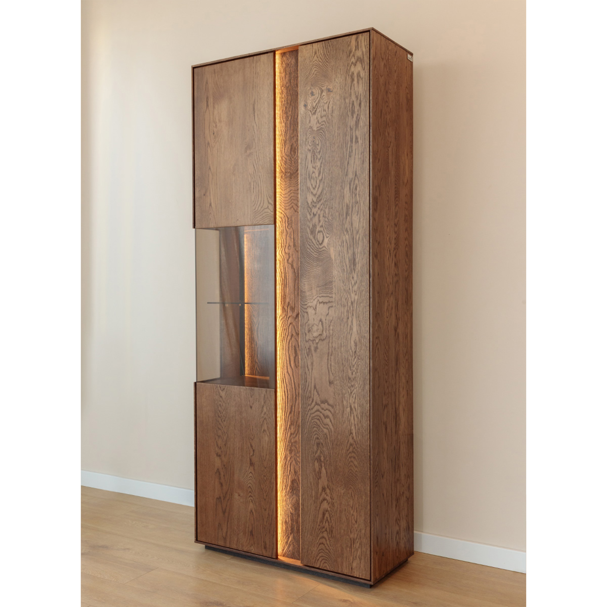Vitrina Collodi 84,50x205cm, Materijal: Masivno Drvo Hrast
