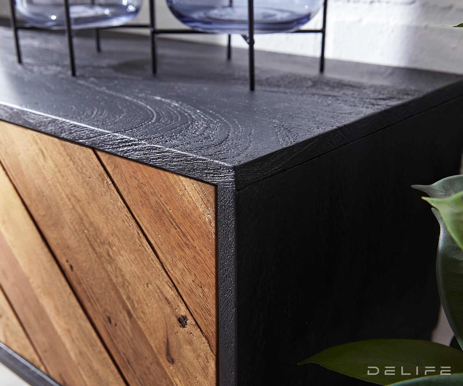 Komoda Famke, Materijal: Mango