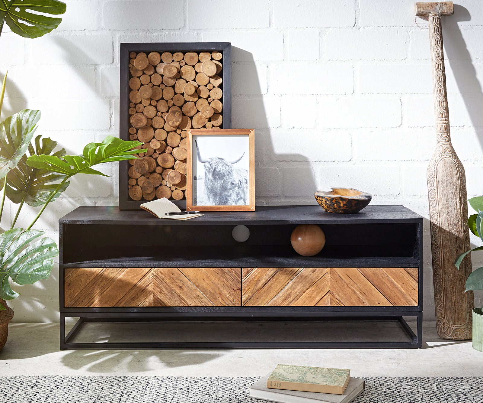 Komoda Famke, Materijal: Mango