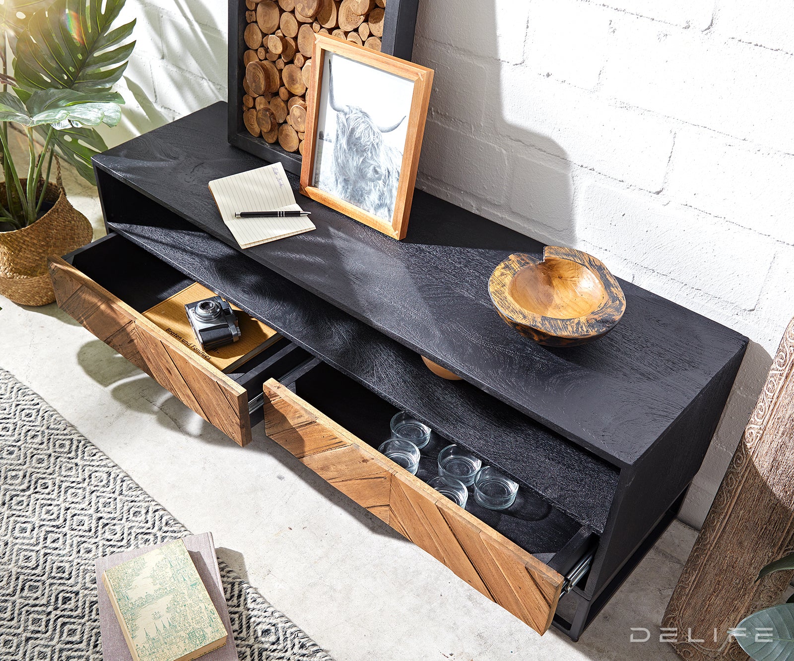 Komoda Famke, Materijal: Mango