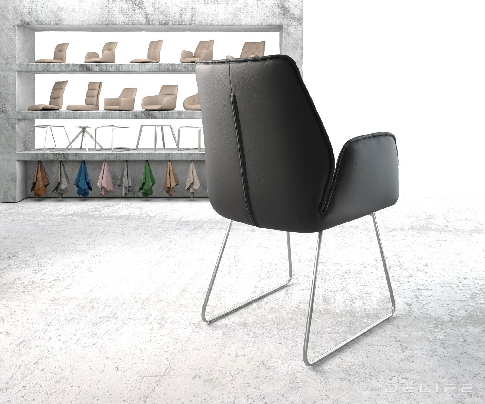 Blagovaonska stolica Zoa, Materijal: Koža