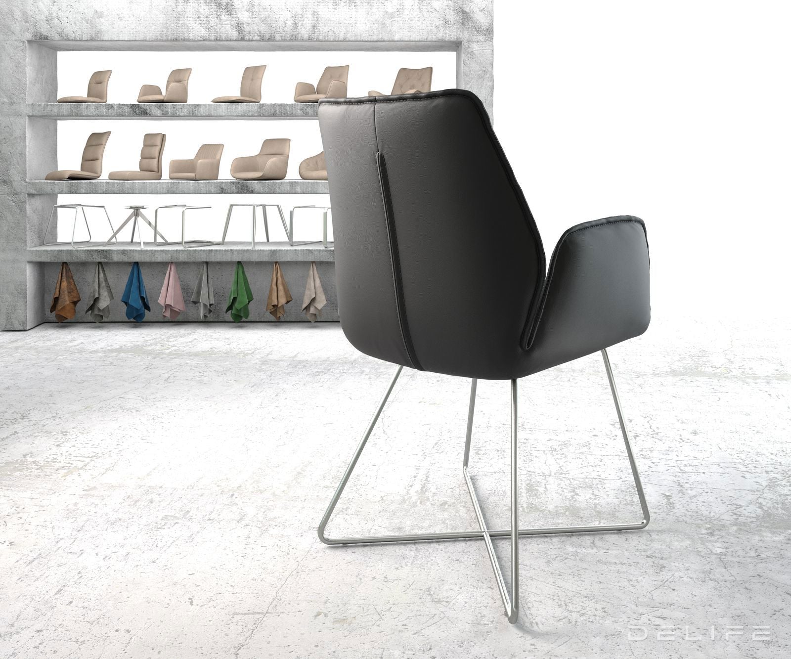 Blagovaonska stolica Zoa, Materijal: Koža