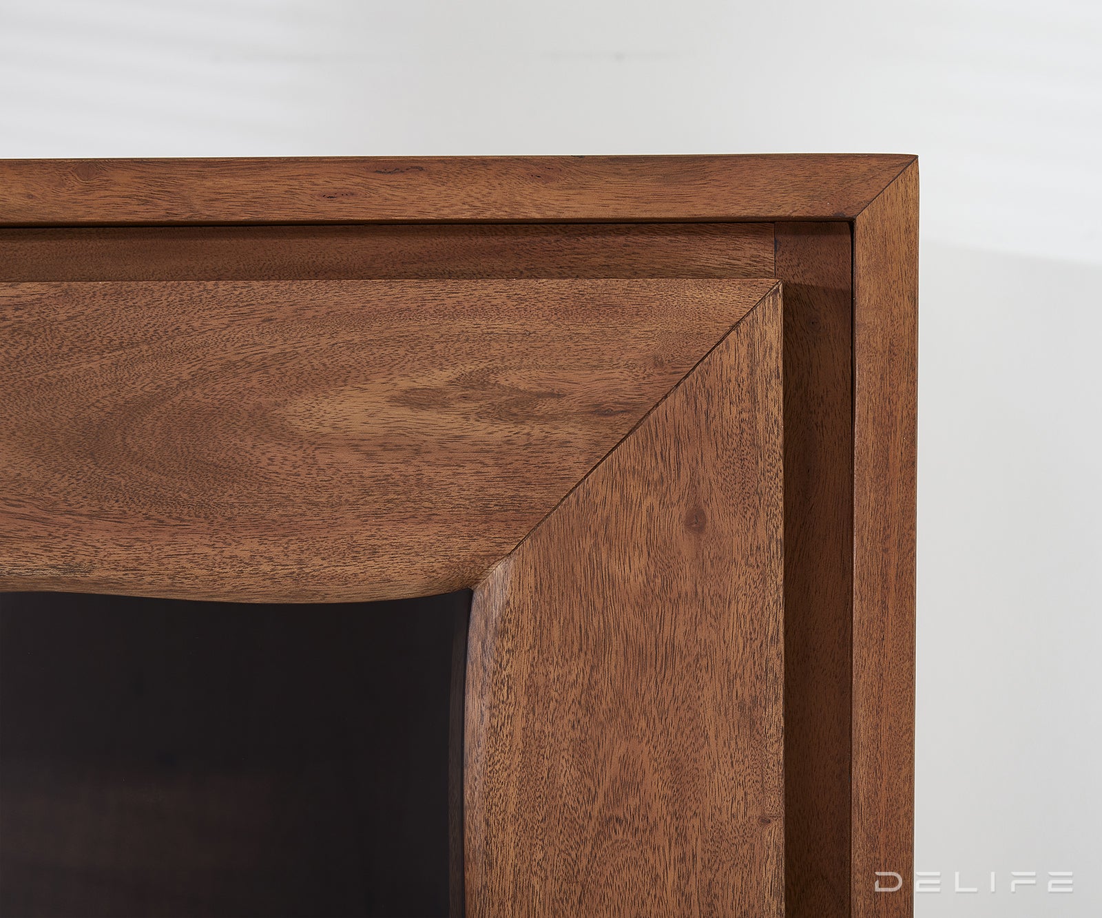 Visoka komoda Live-Edge 120x190cm, Materijal: Bagrem