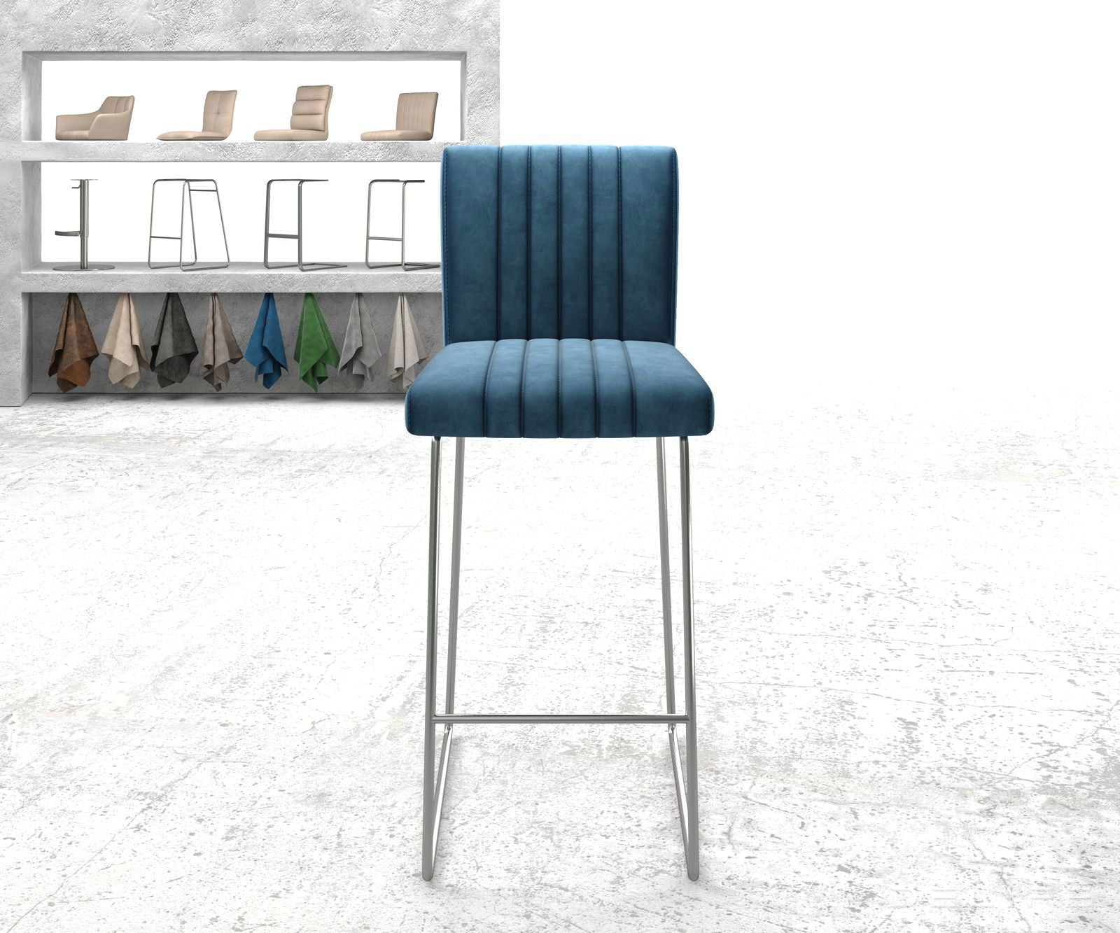 Barska stolica Luiga, Materijal: Baršun