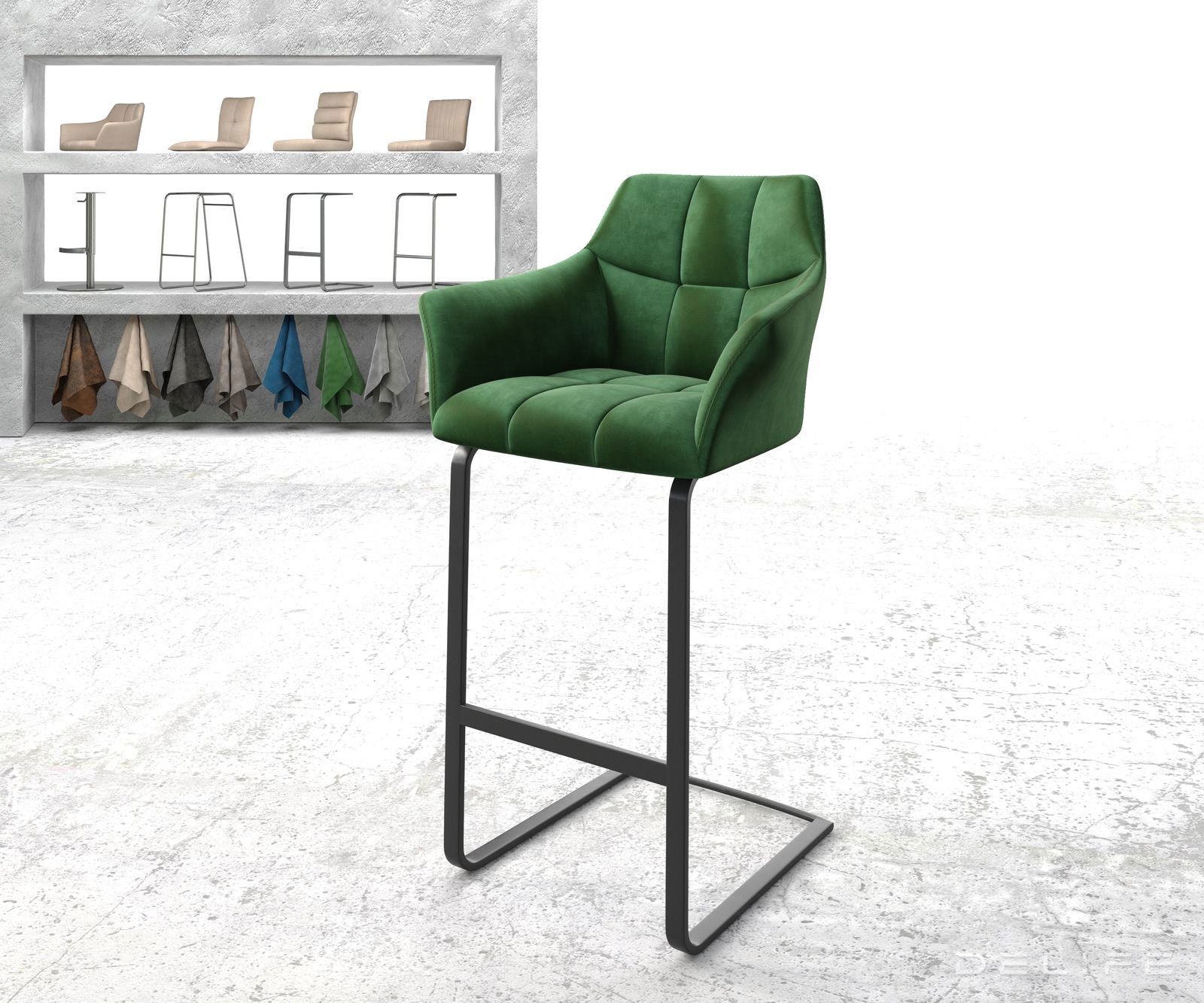 Barska stolica Yulo, Materijal: Baršun