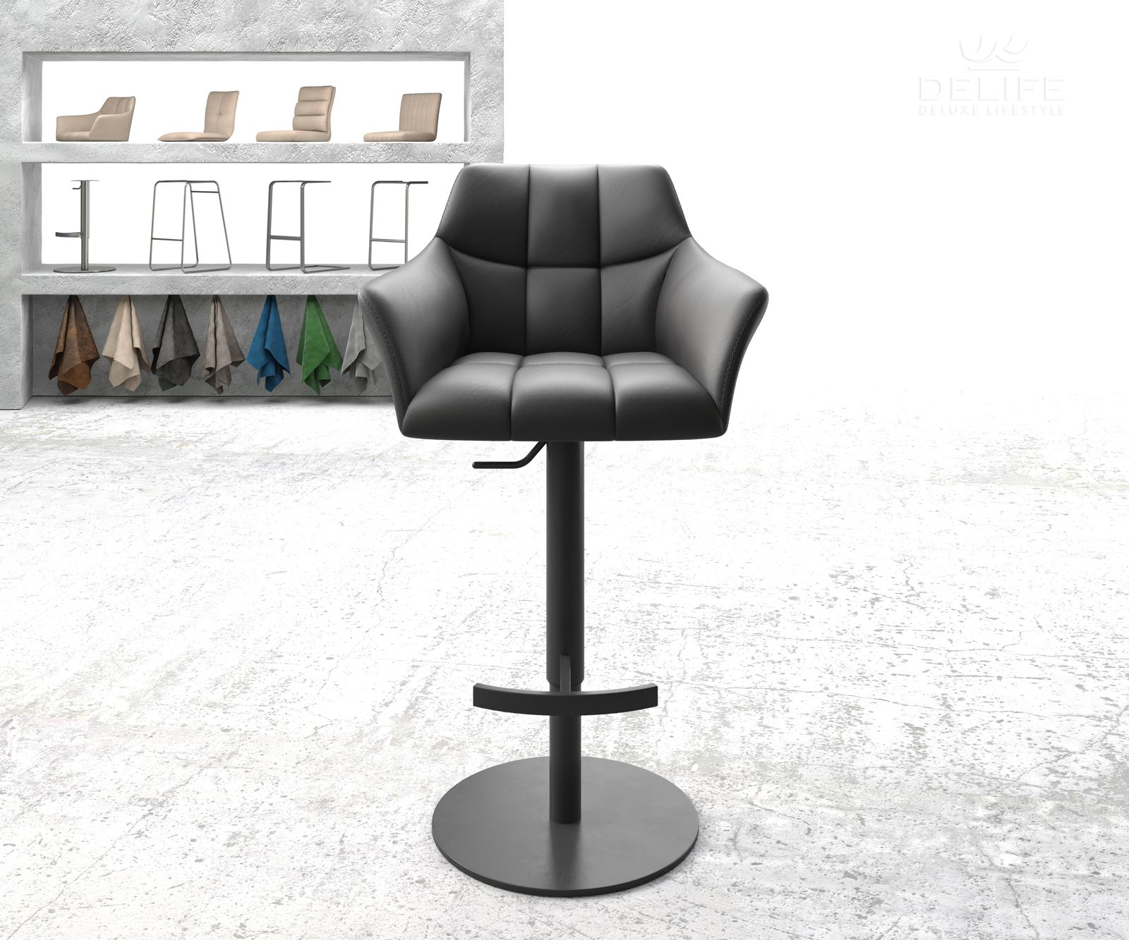 Barska stolica Yulo, Materijal: Koža