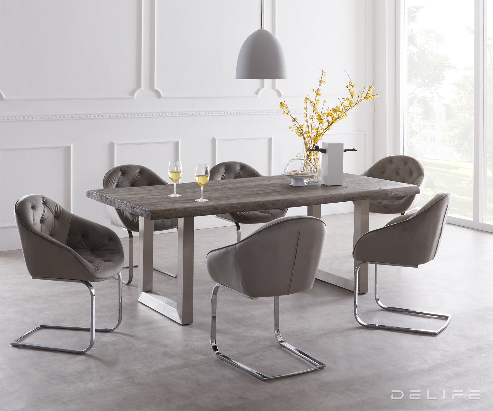 Blagovaonski stol Edge, Materijal: Bagrem, Debljina ploče: 5,5cm