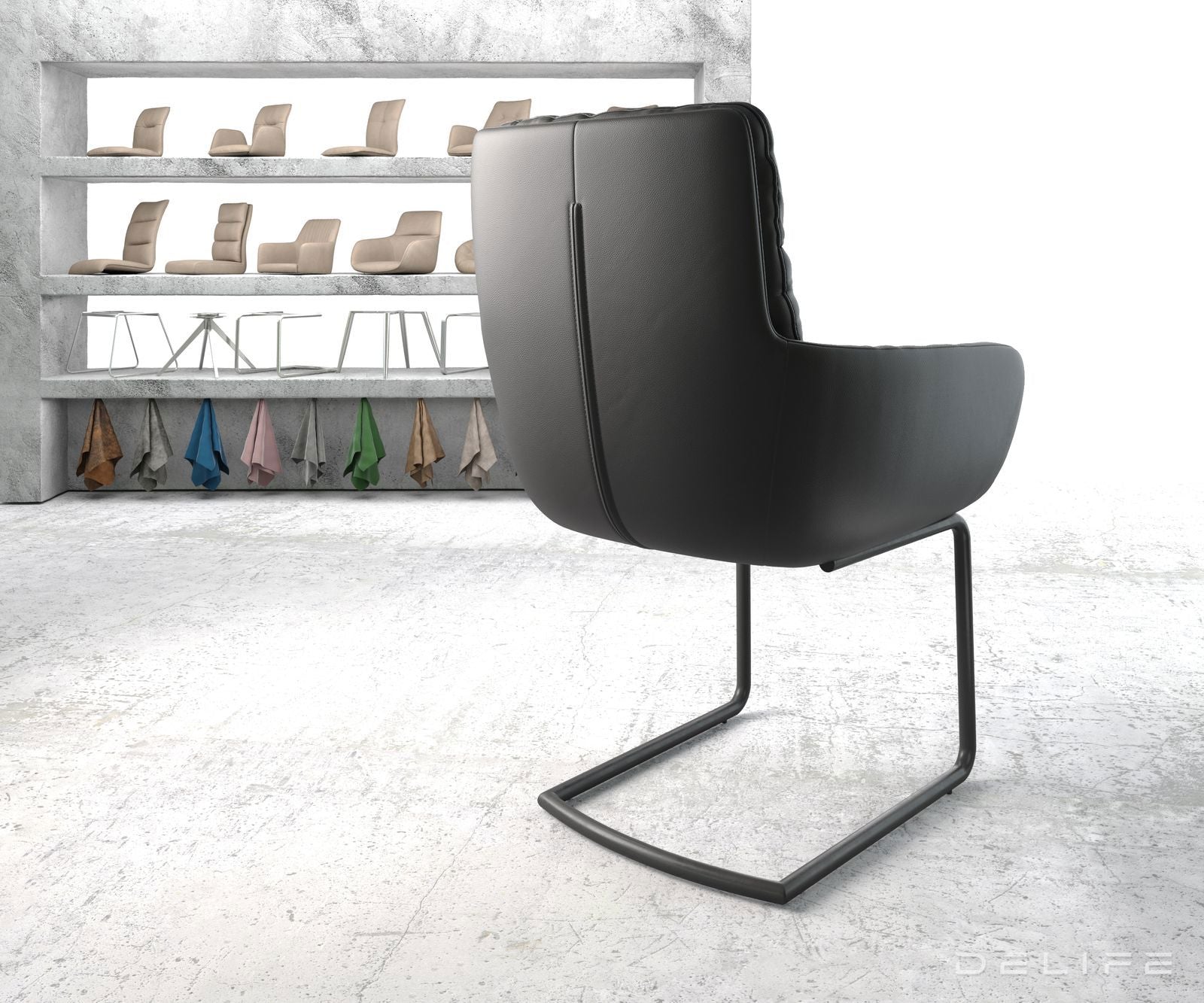 Blagovaonska stolica s rukonaslonom Abelia, Materijal: Koža