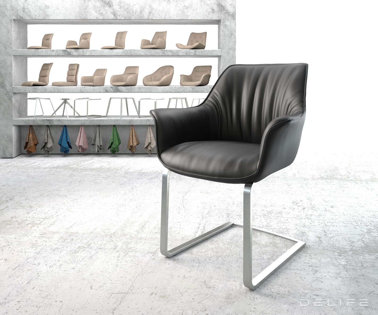 Blagovaonska stolica Keila, Materijal: Koža