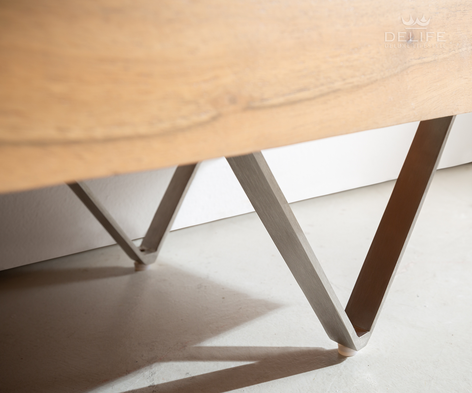 Komoda Kayu 200x35cm, Materijal: Bagrem