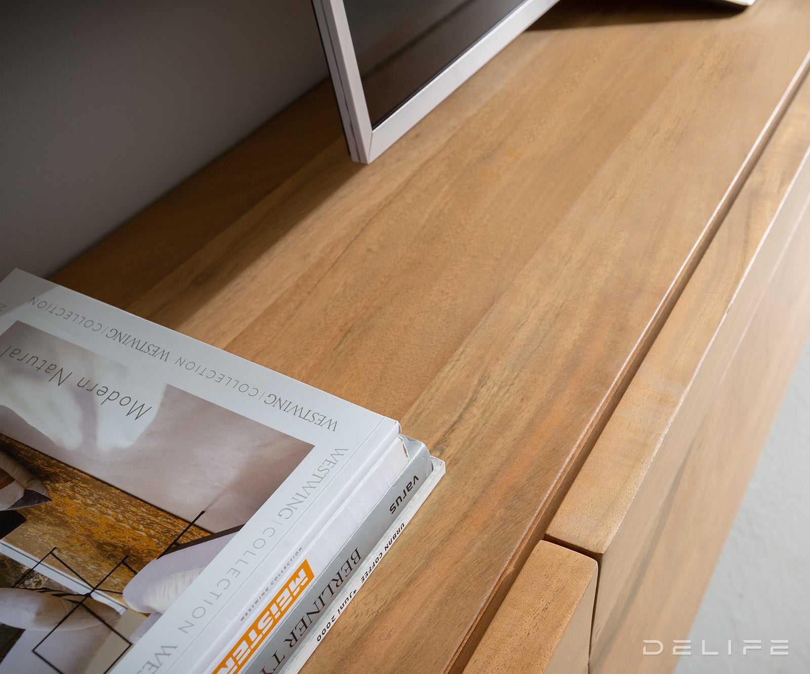 Komoda Kayu 200x35cm, Materijal: Bagrem