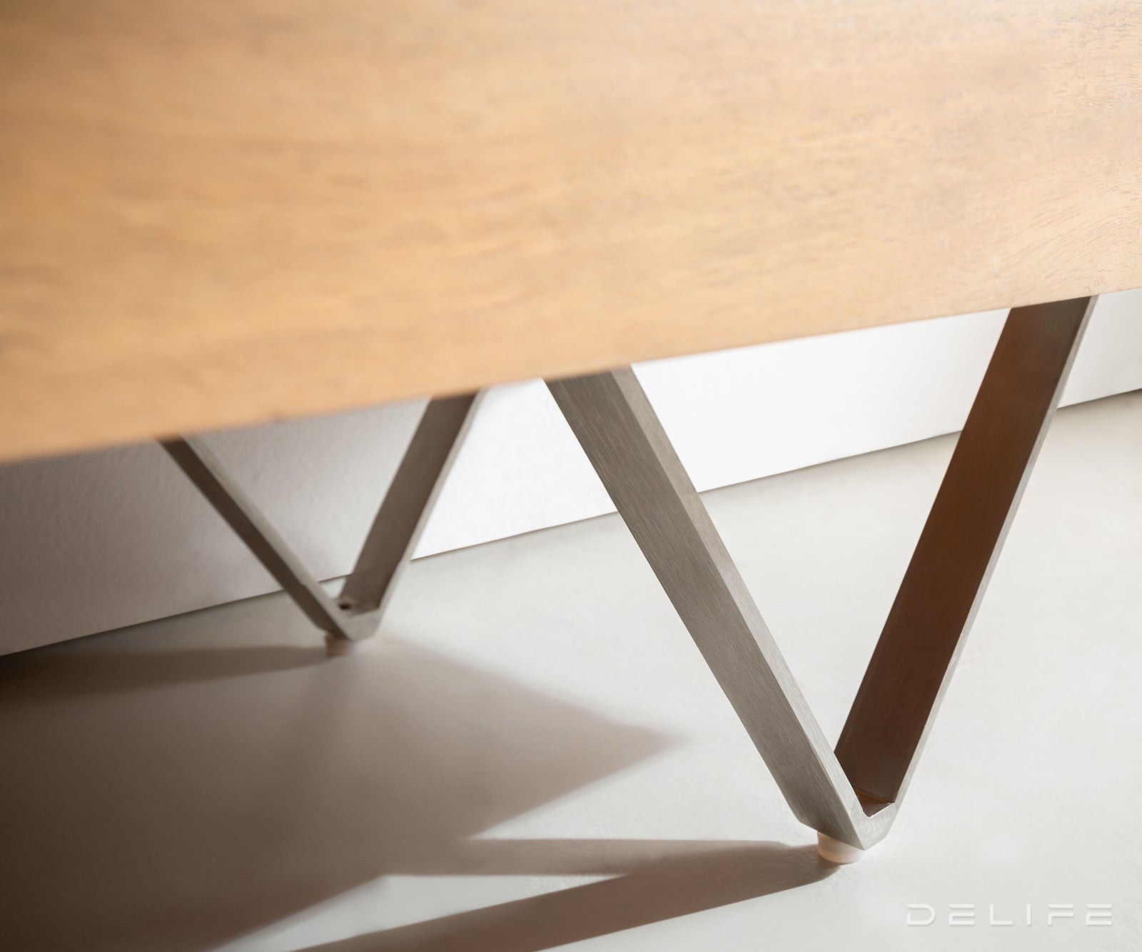 Komoda Kayu 200x35cm, Materijal: Bagrem