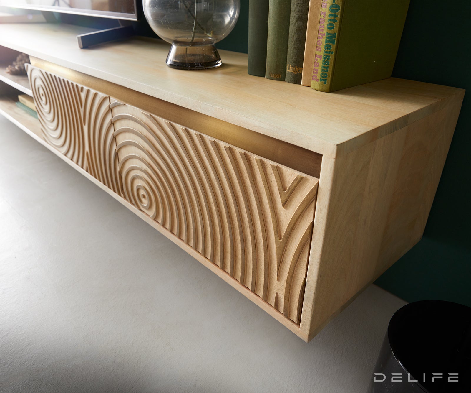 Komoda Budaya, Materijal: Mango